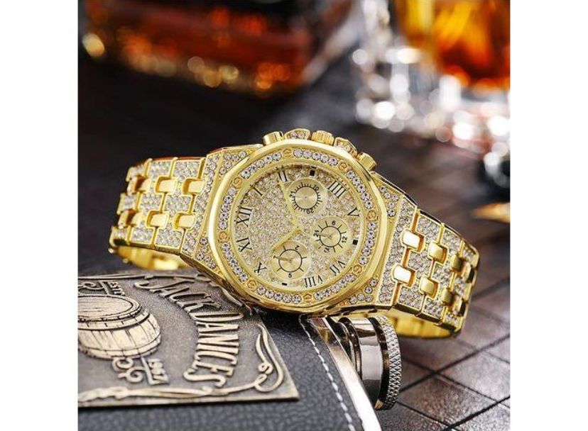 NEW Fashion Trends Gold-Watch For men’s _2