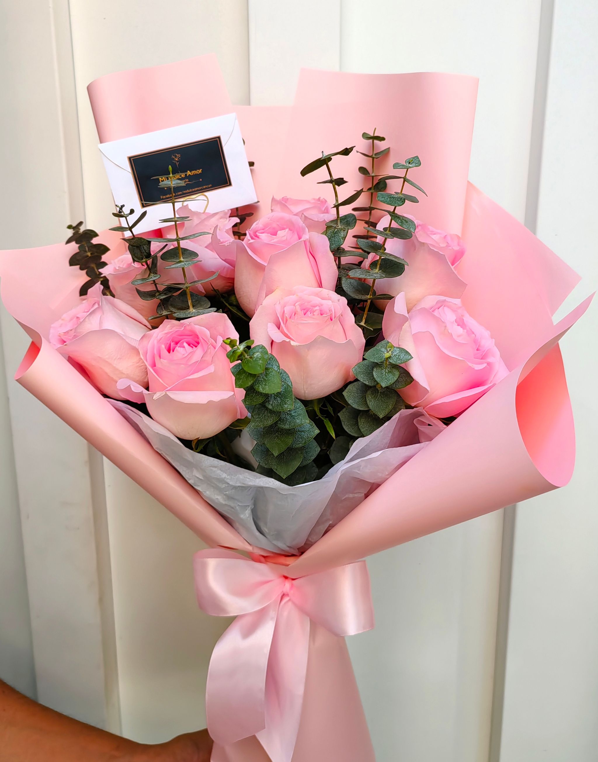 Blush Elegance Bouquet (10 roses bouquet)_0