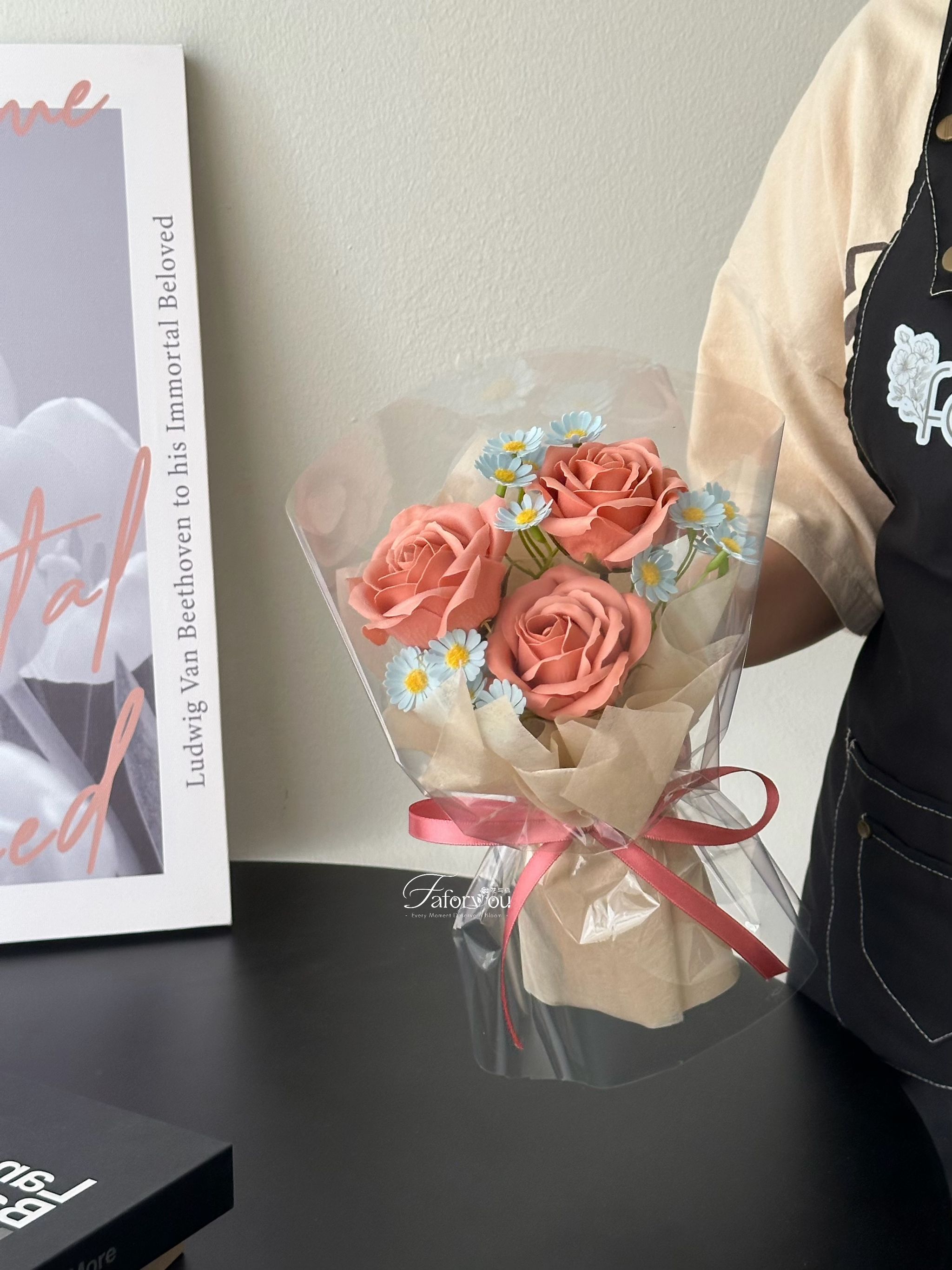 (3R019) 3 Stalk Soap Rose Daisy Bouquet _1