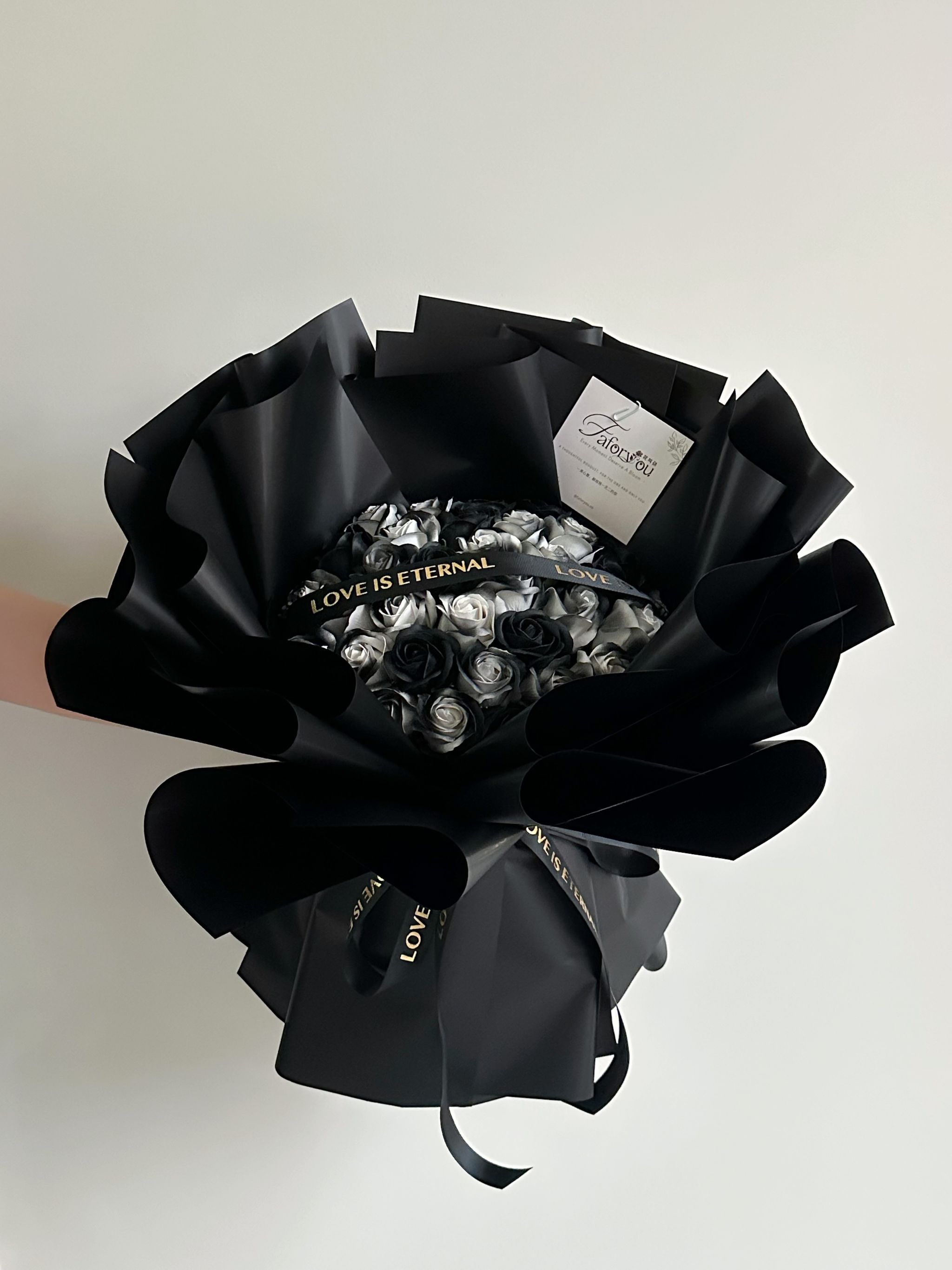 33 Stalk Ballet Style Soap Rose Bouquet _0