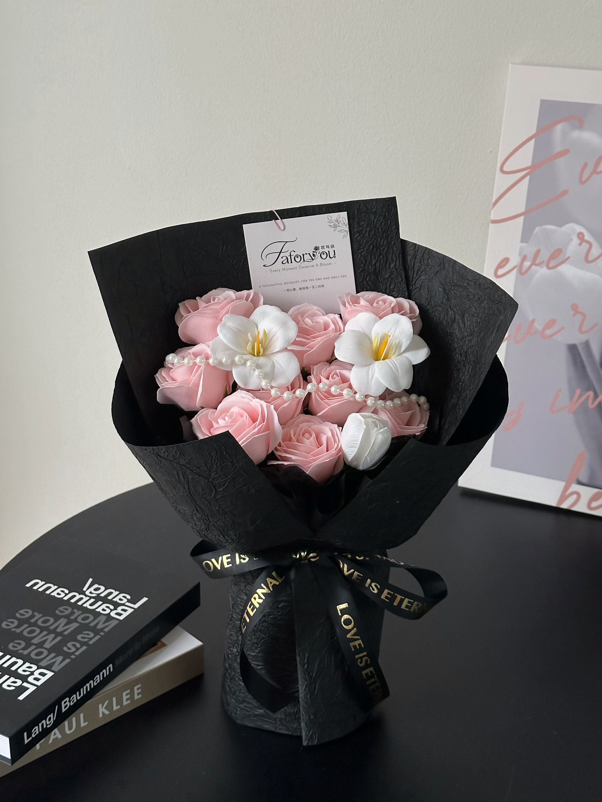 9 Stalk Soap Rose Tulip Bouquet _0