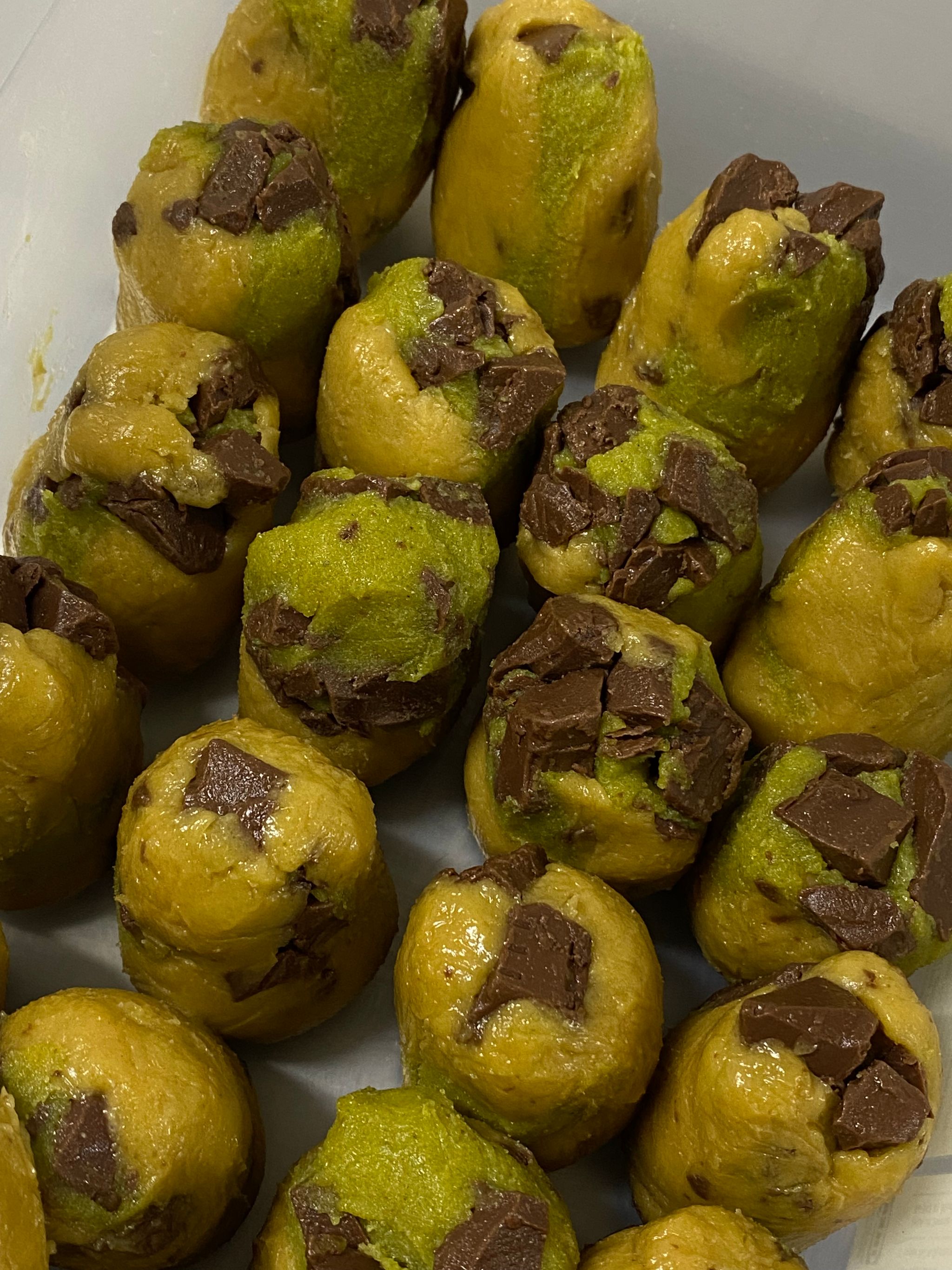 Pistachio Choc Chunk Cookie_1