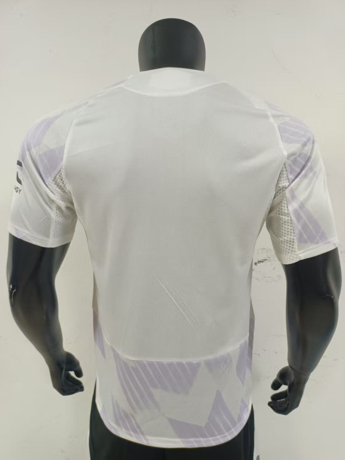 Manchester United 2025/26 Away Shirt (White / Purple / Purple)_1