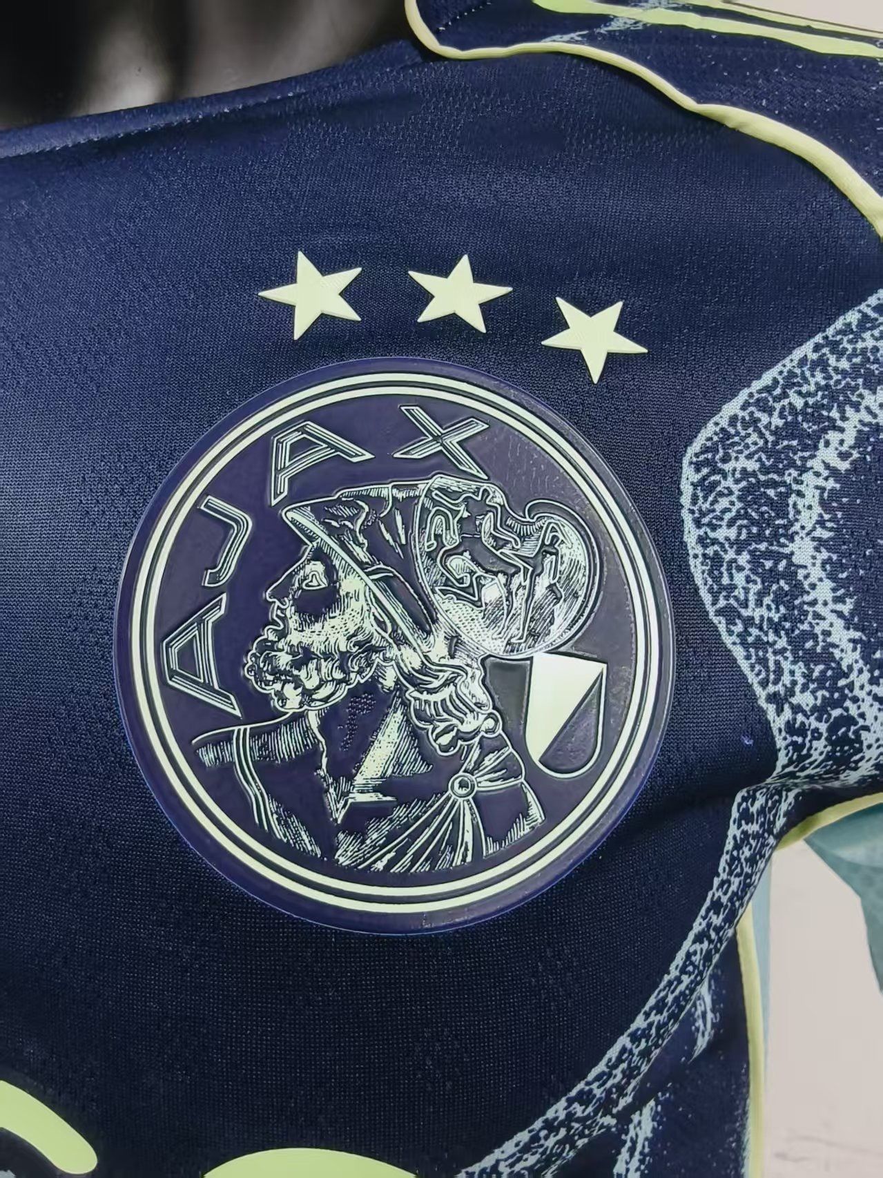 Ajax 2025/26 Away Shirt (Navy / Sky blue / Green)_3