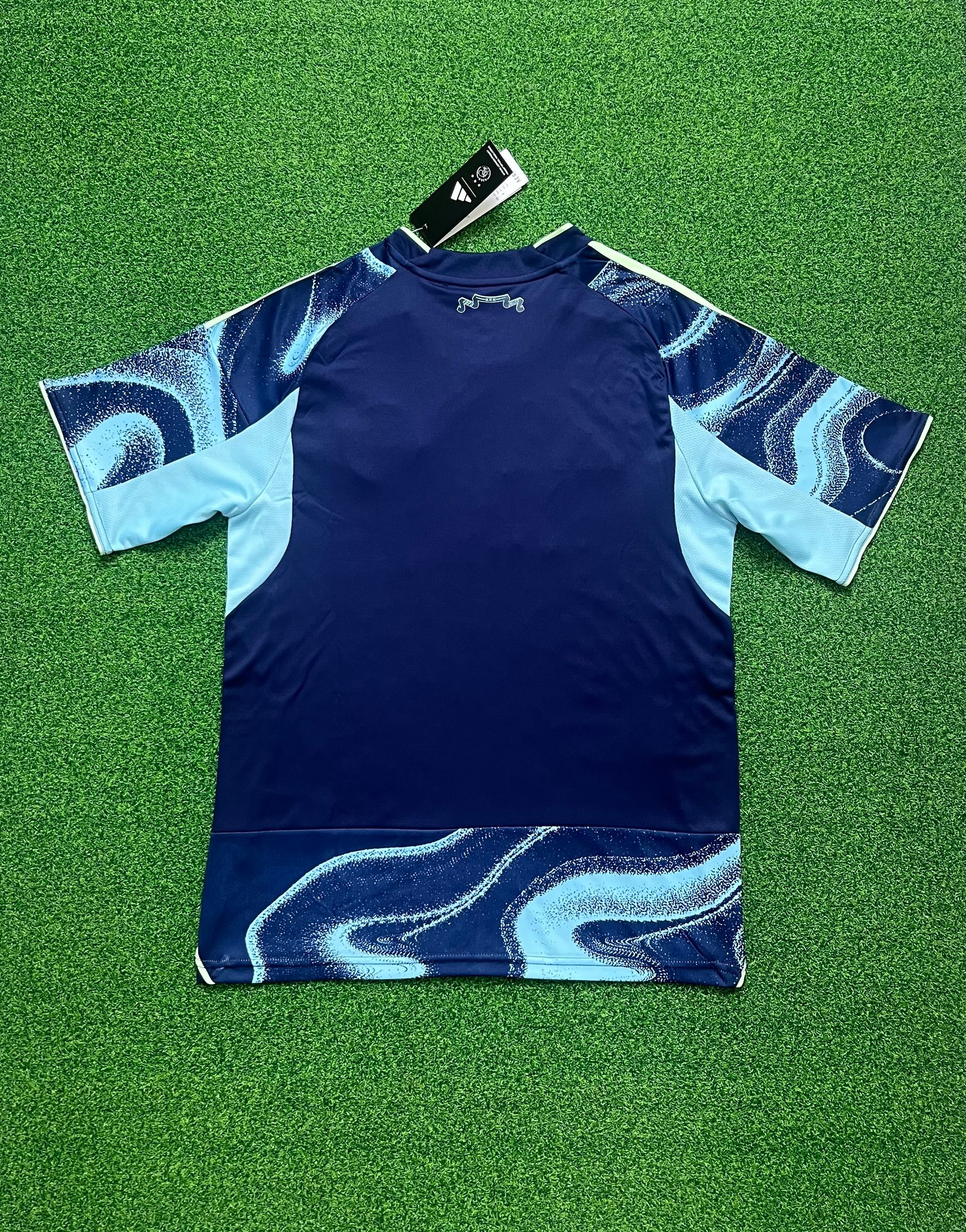 Ajax 2025/26 Away Shirt (Navy / Sky blue / Green)_7