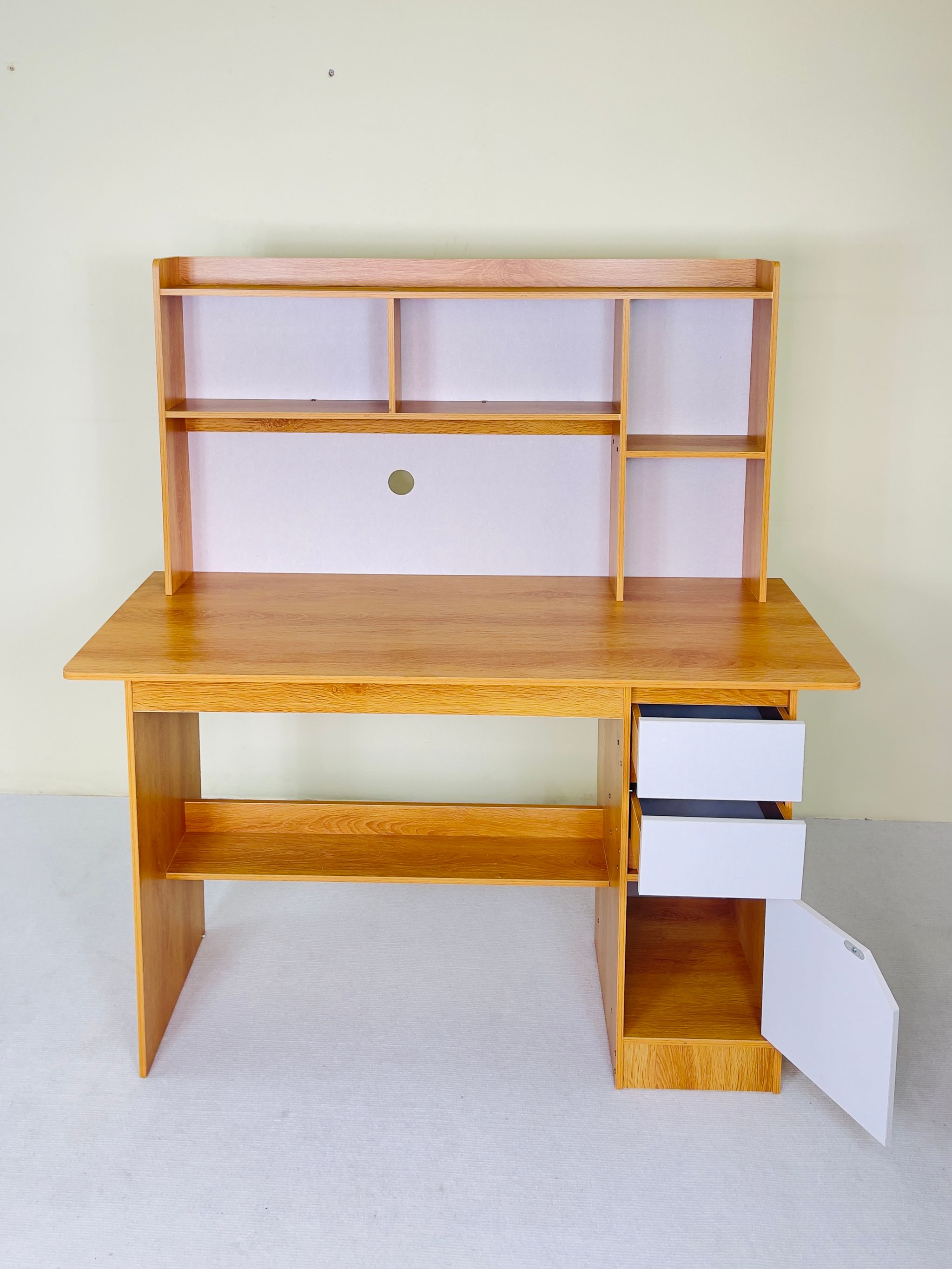 តុរៀន​ មានធ្នើរ_2