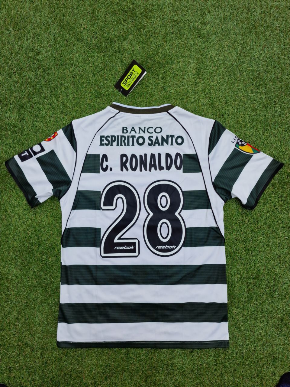 Sporting Lisbon 2002/03 Home Shirt_3