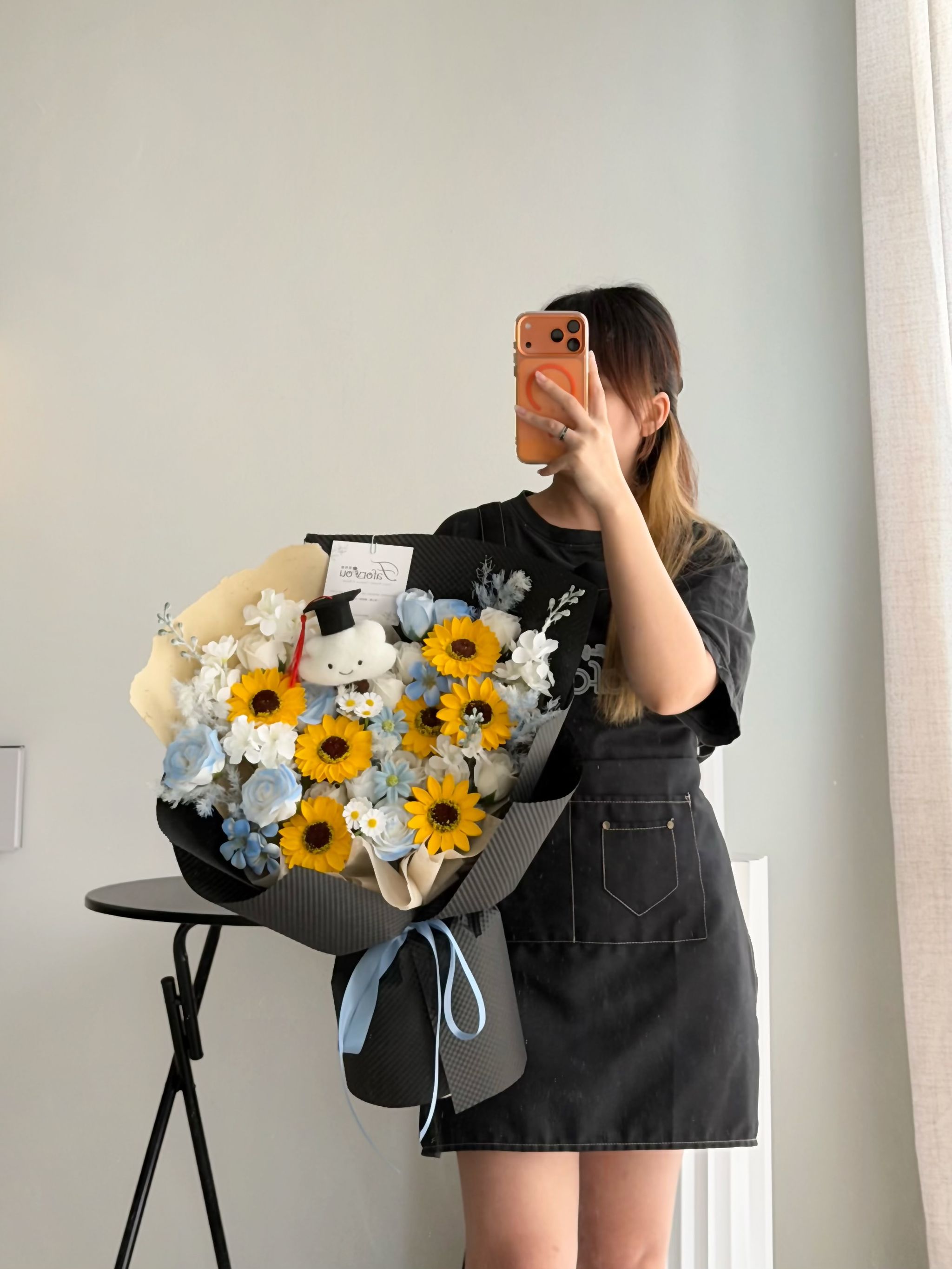 (GC001) Graduation Cloud Soap Flower Mixed Bouquet  _2