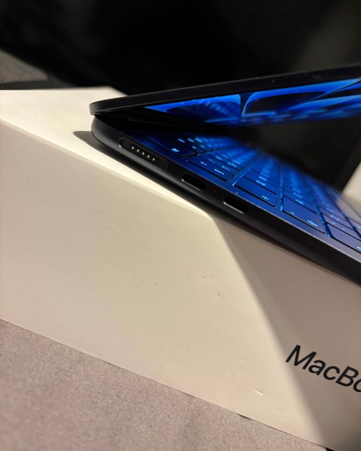 Apple MacBook Air 2025 M4 – 13,6” Midnight Black | Performance Ultime 🚀_6