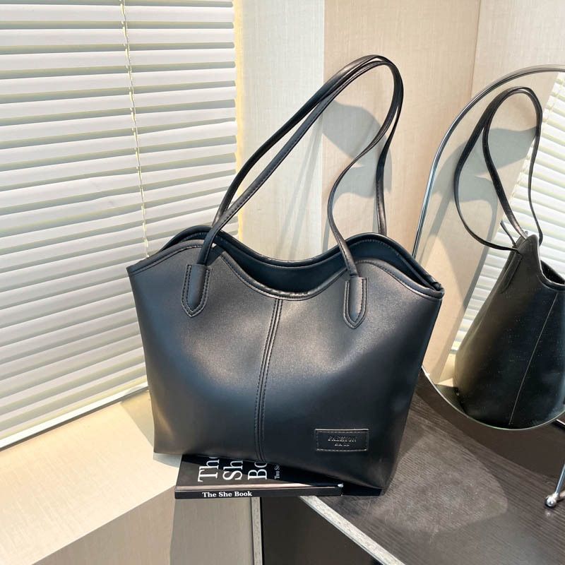 Lady bag 8,500 Usafiri tu_8