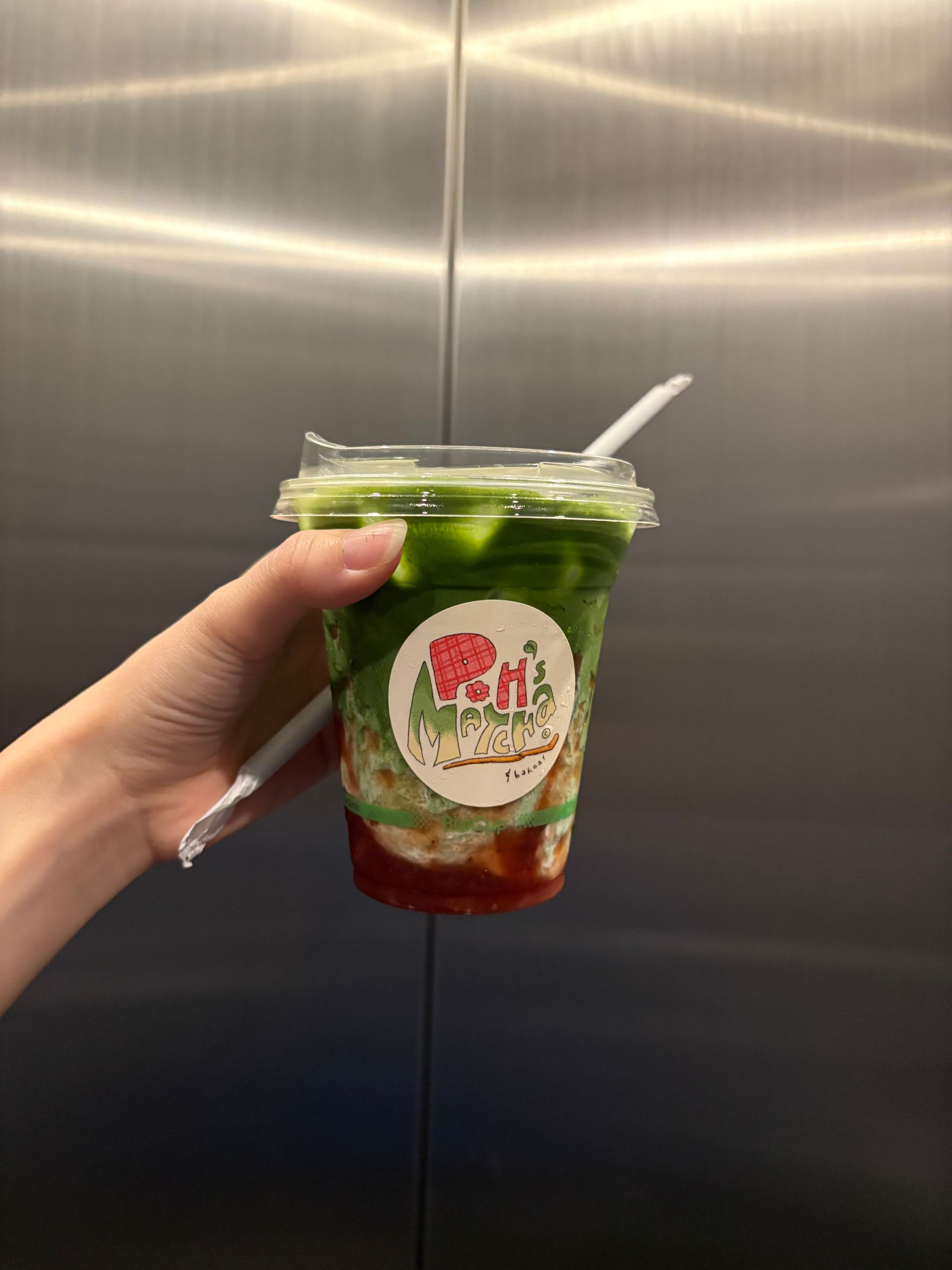 STRAWBERRY matcha latte_0