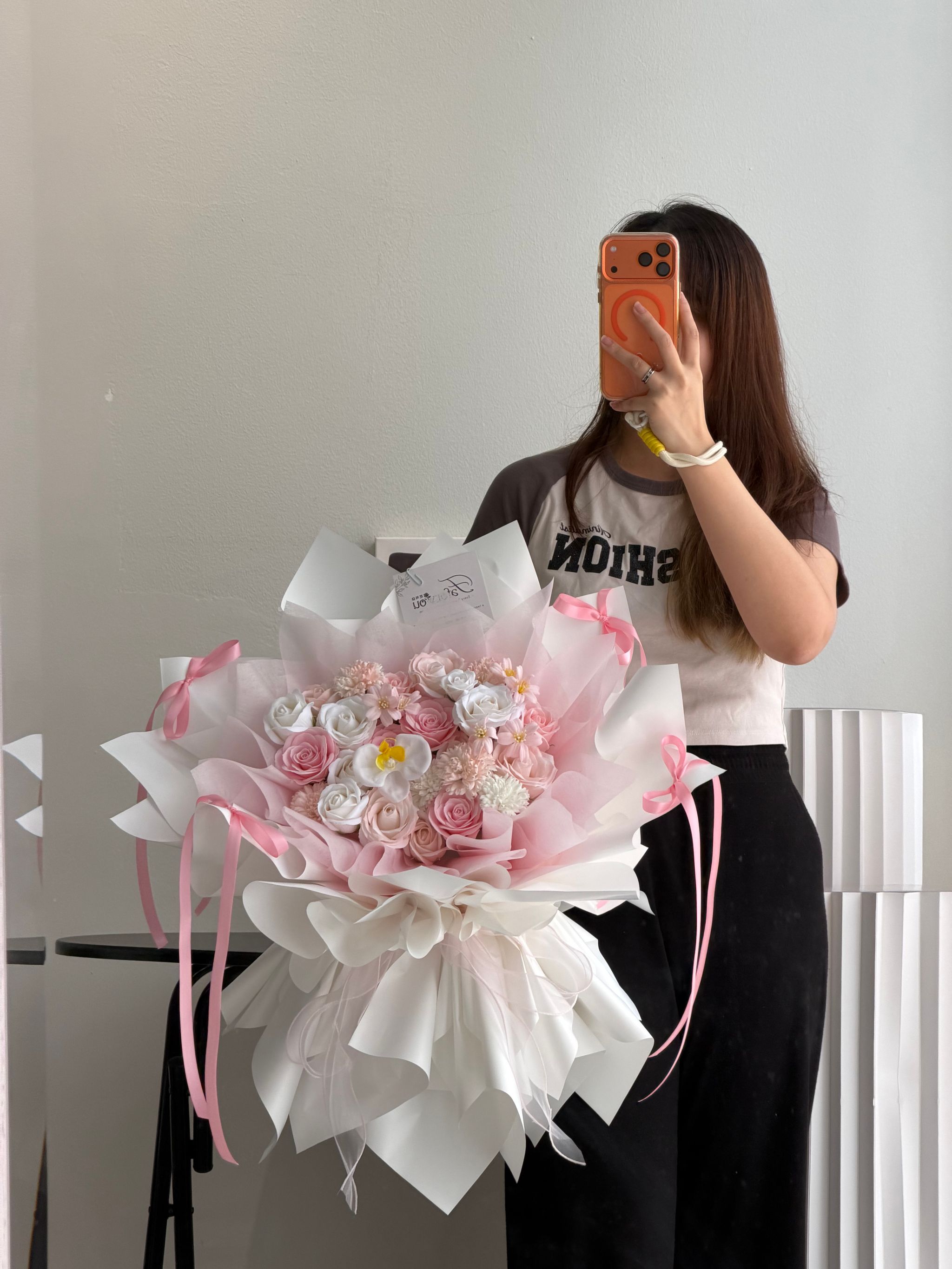 (Pre-order) Pink White Mixed Soap Flower Big Bouquet _0