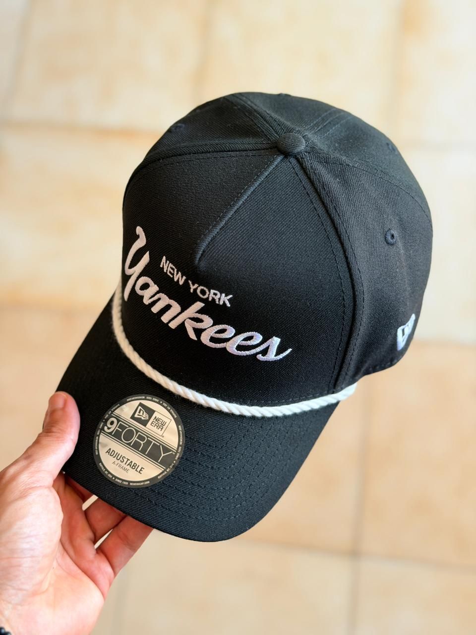 New Era 9Forty -  NY Yankees Black Rope_6