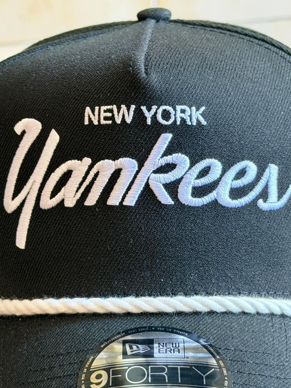 New Era 9Forty -  NY Yankees Black Rope_1