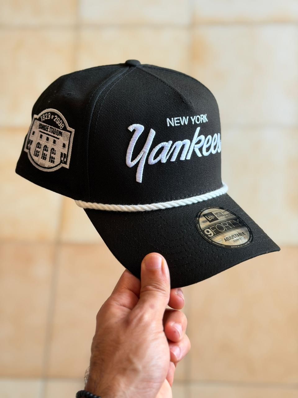 New Era 9Forty -  NY Yankees Black Rope_3