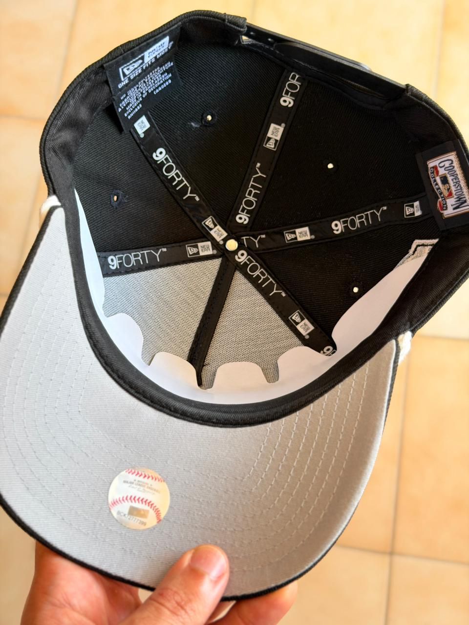 New Era 9Forty -  NY Yankees Black Rope_7