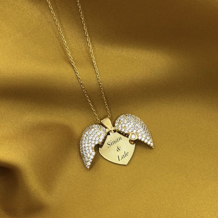 Collier Coeur avec ailes personnalisé _2