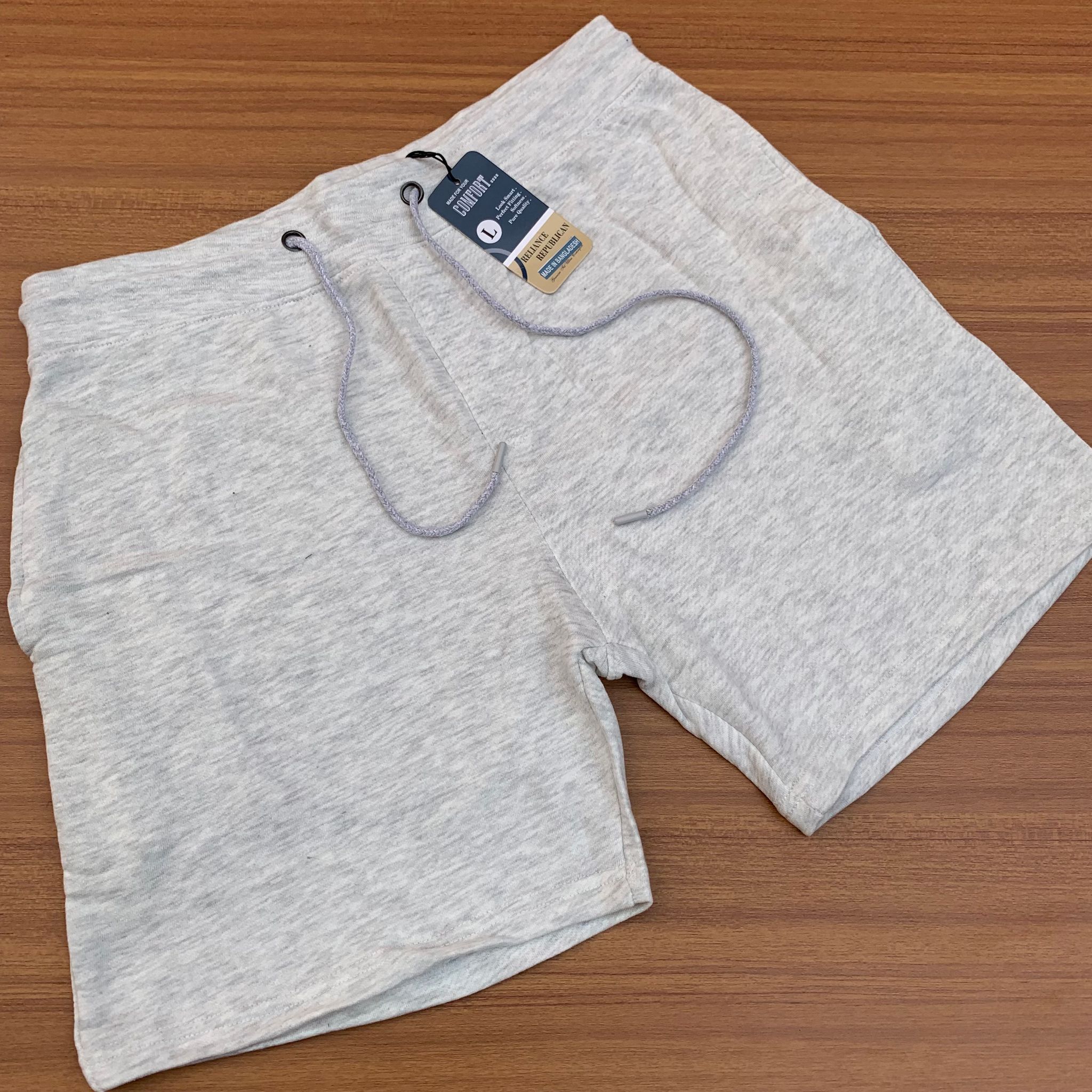 RELIANCE REPUBLICAN - SWEAT SHORT - OFF WHITE_0