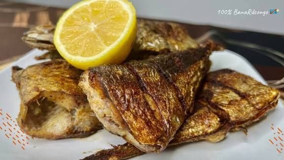 C. Mercredi: Poisson(Mpiodi) frit , Sauce aubergine ou Sauce tomate _0