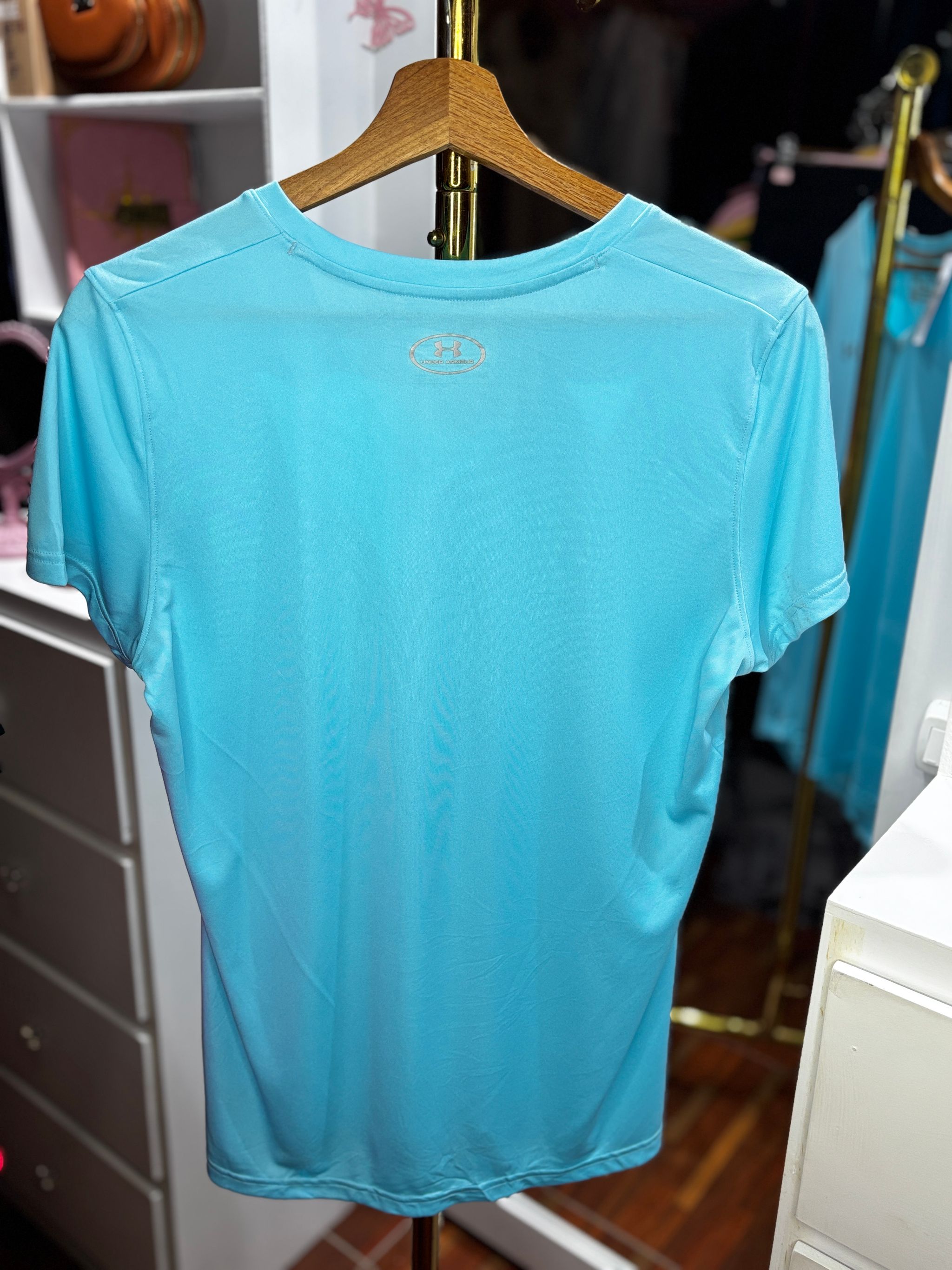 Camisa básica con mangas Under Armour original _1