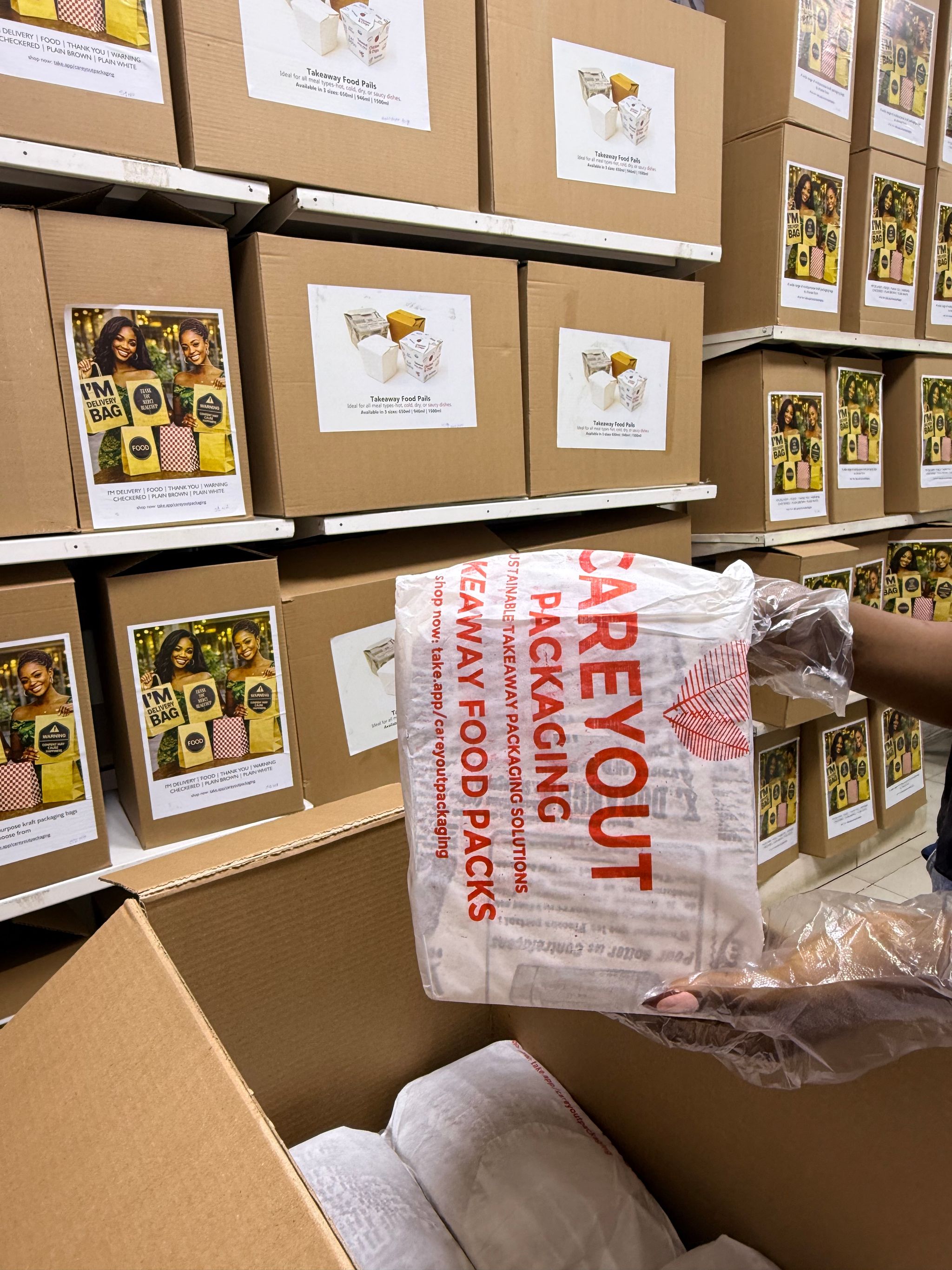 TAKEOUT LUNCH BOXES -RETRO NEWSPAPER PRINTS / 40oz - 1183ml_1