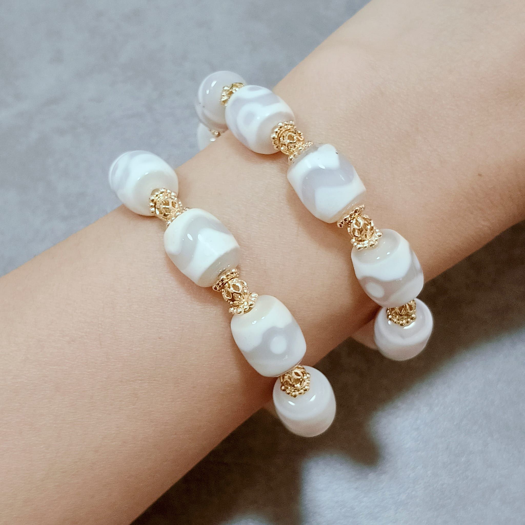 White 7 Eye Wealth & Blessings Dzi Bracelet_2