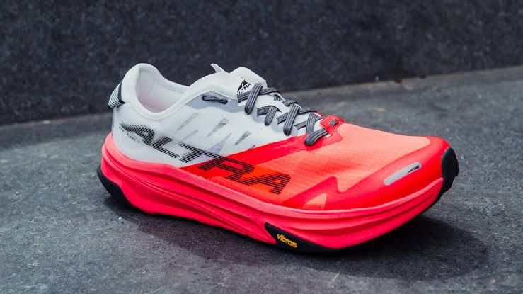 ALTRA MONT BLANC CARBON_0