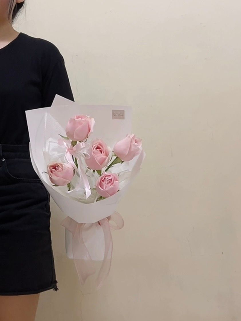 Love in Bloom Bouquet _1