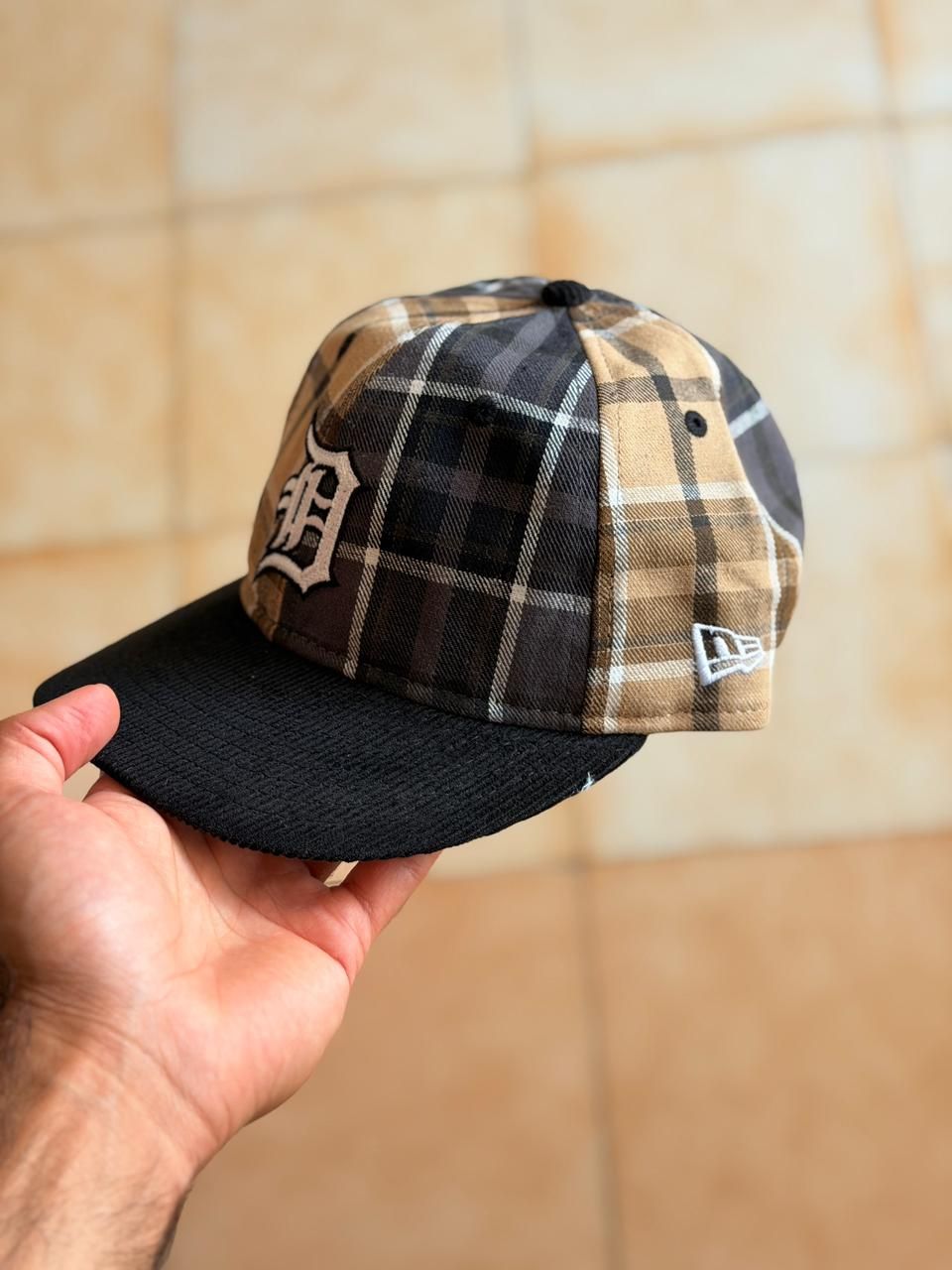 New Era 9Fifty - Tigers 'Multi Panel Plaid'  High Crown Strapback Plaid -_5