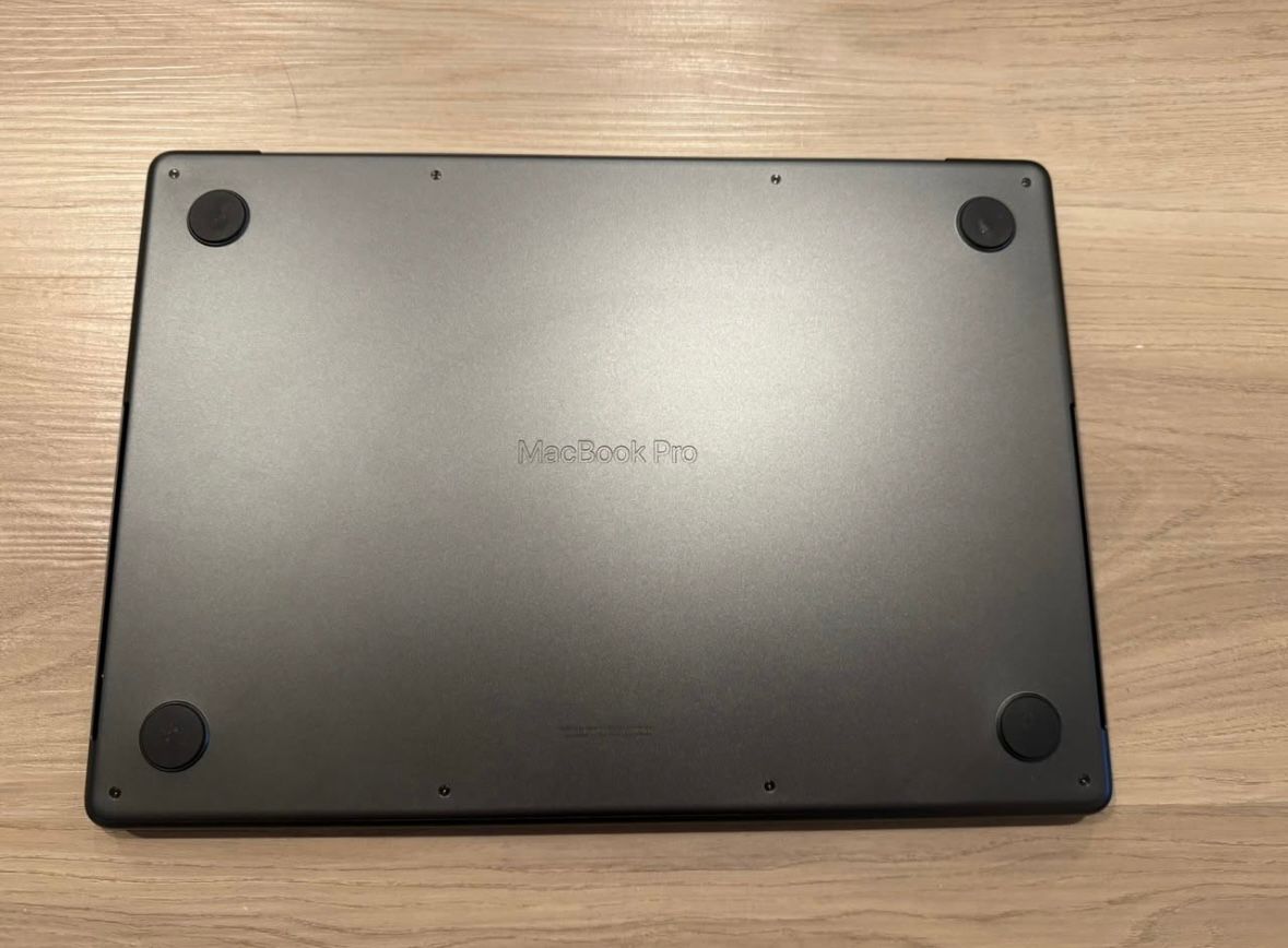 💻✨ MacBook Pro 14” M4 (2024) – 16GB / 512GB – Space Black_8