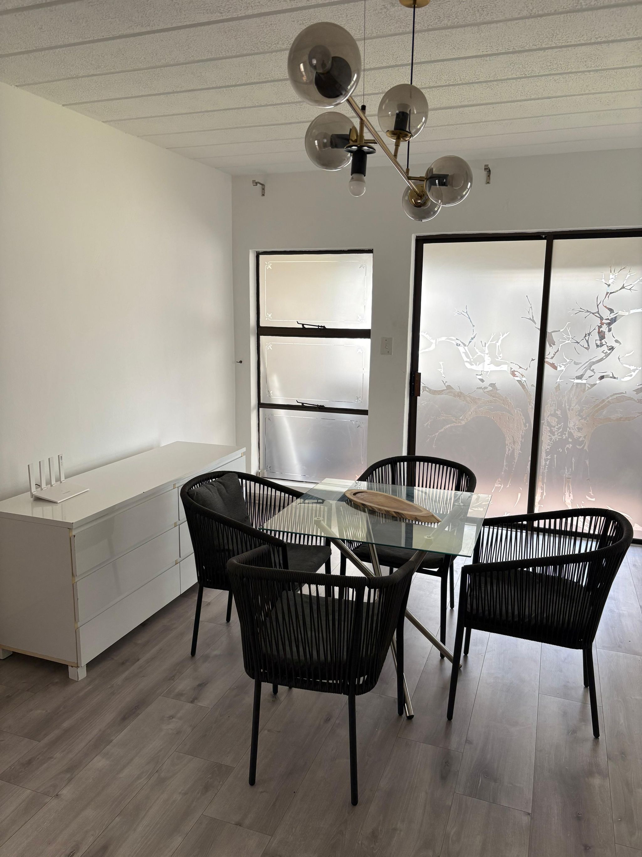 Acomodação em Sandton [Huntingdon Terrace, Morningside]_0