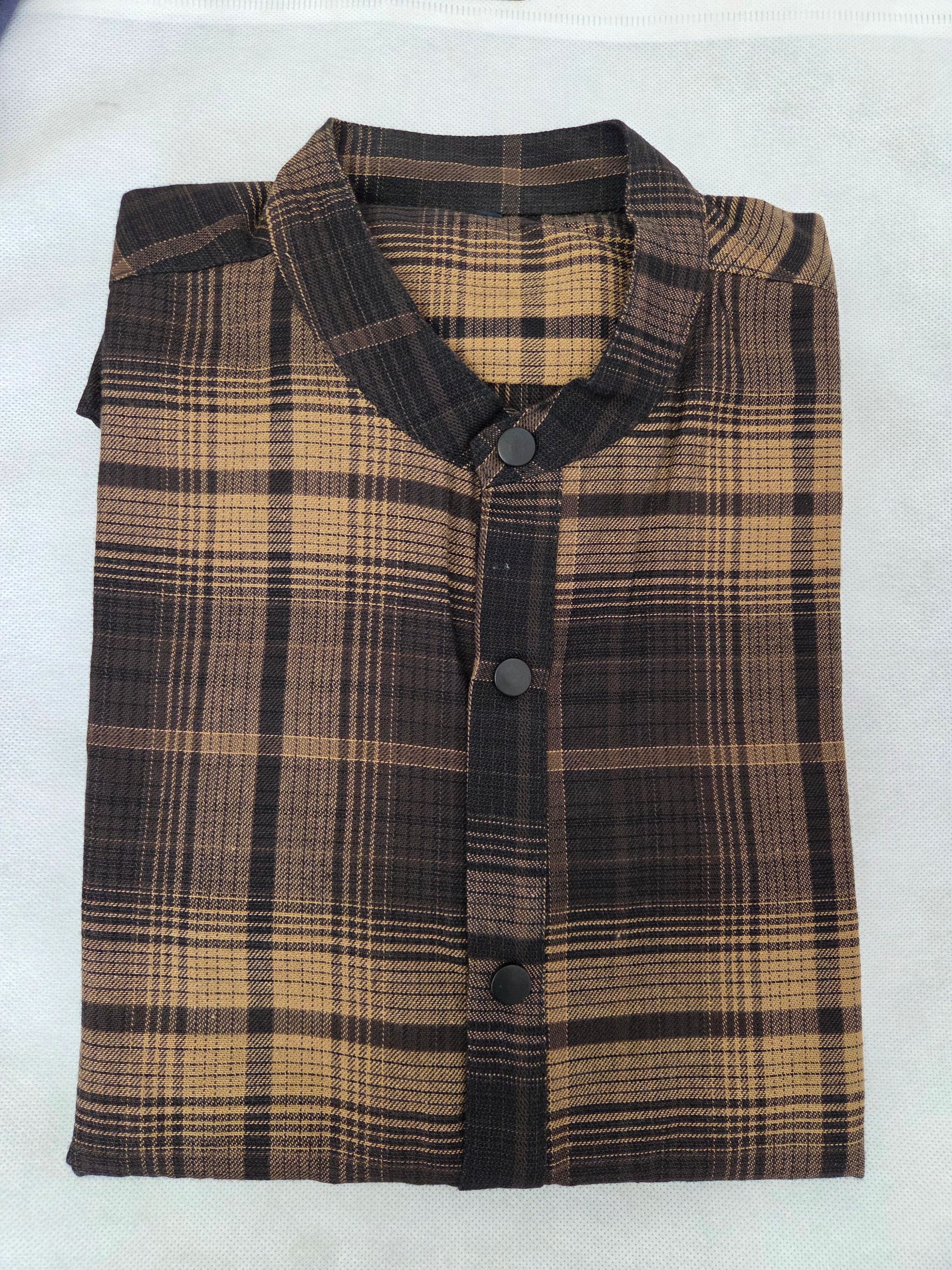 Chemise à trois boutons_2