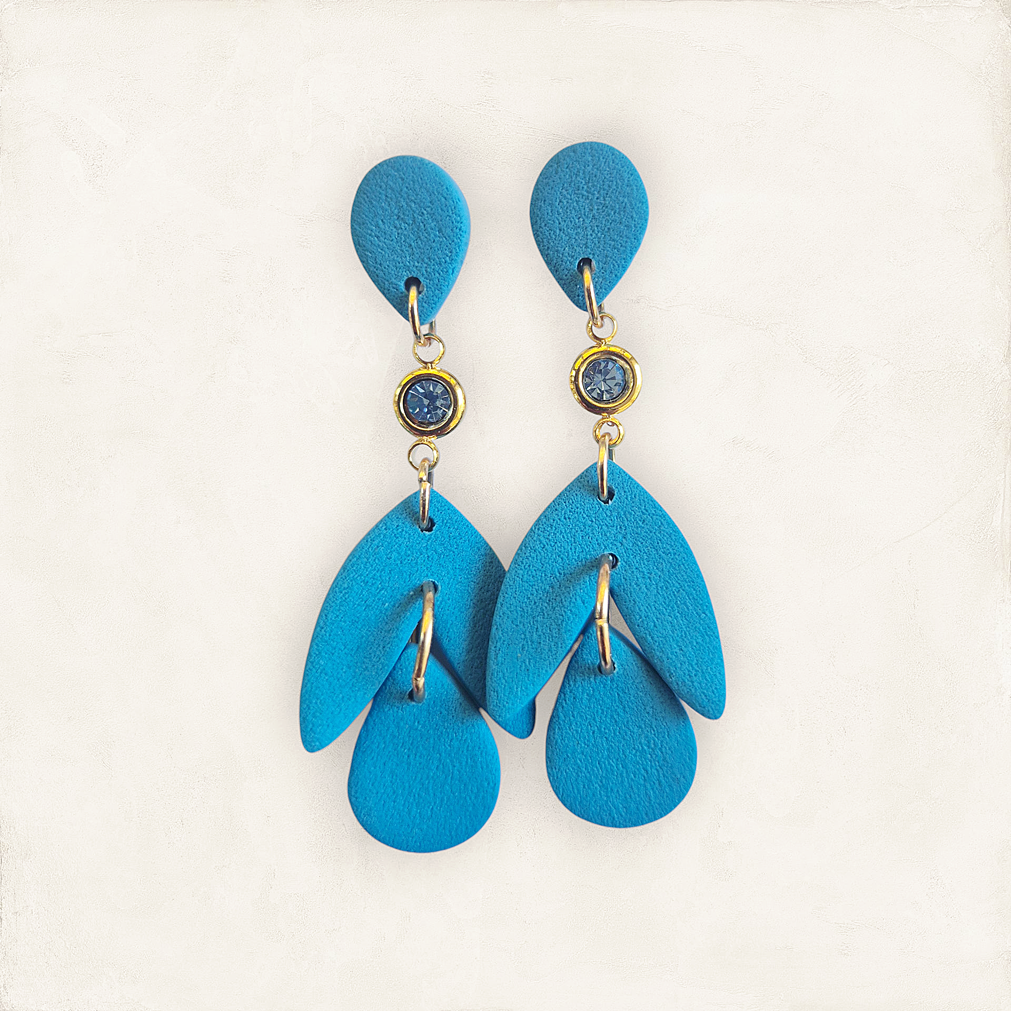 Cornflower drop with rhinestone_0