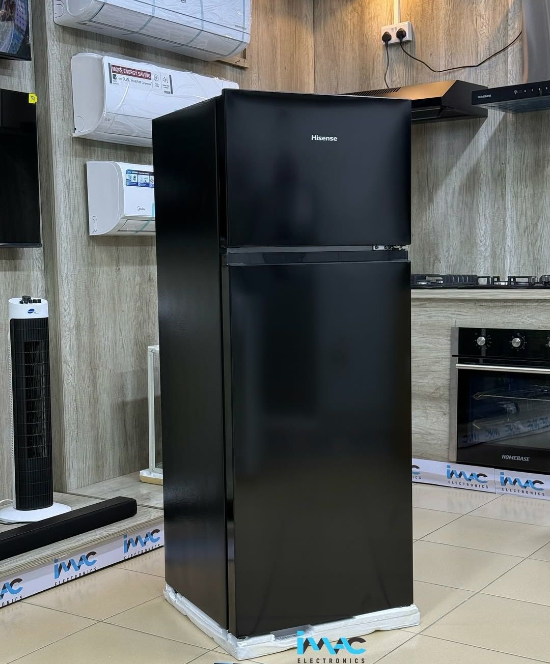 HISENSE BLACK MINI FRIDGE _1