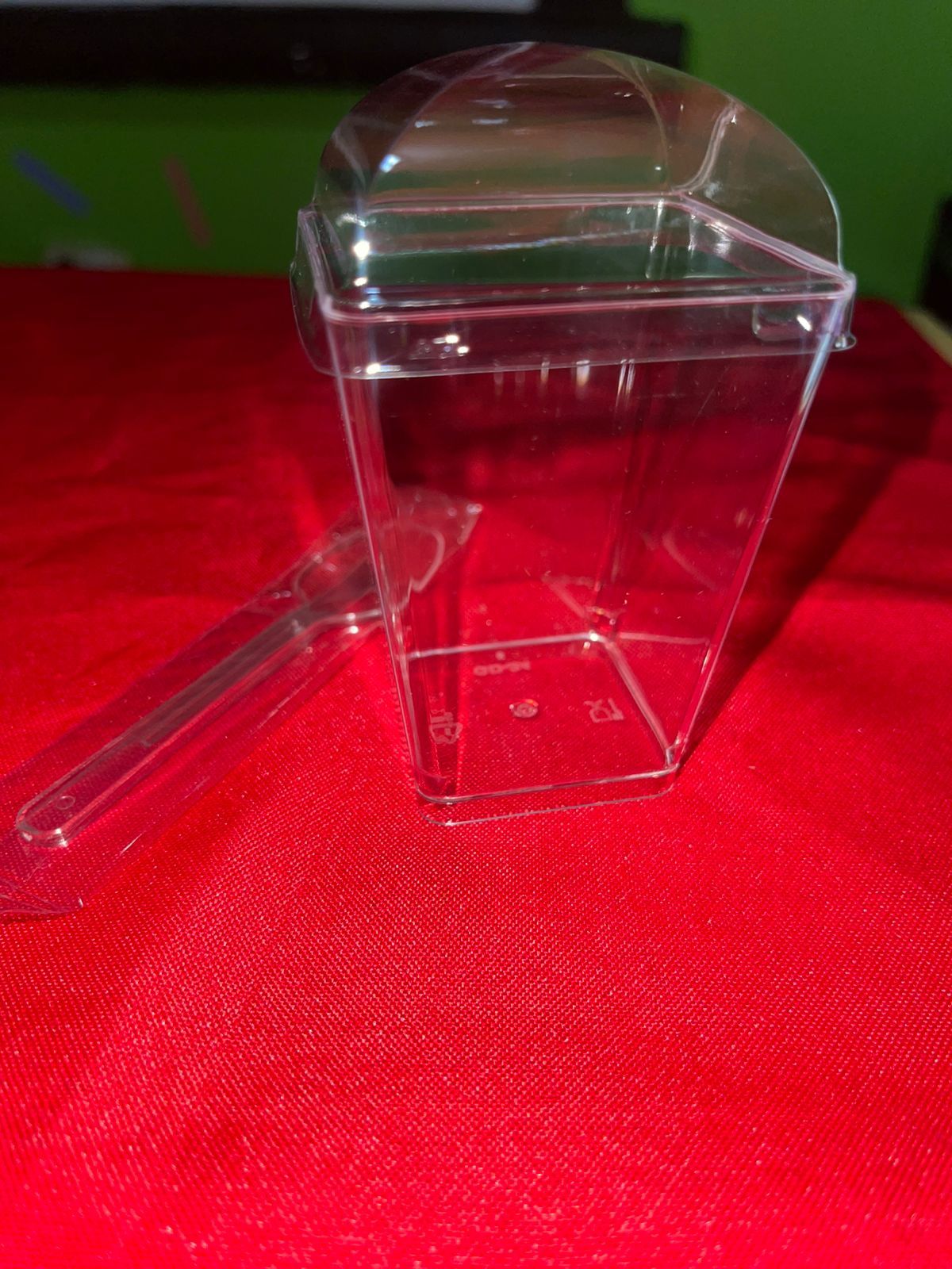 150 ml Dessert Cups with Lids & Spoons_0