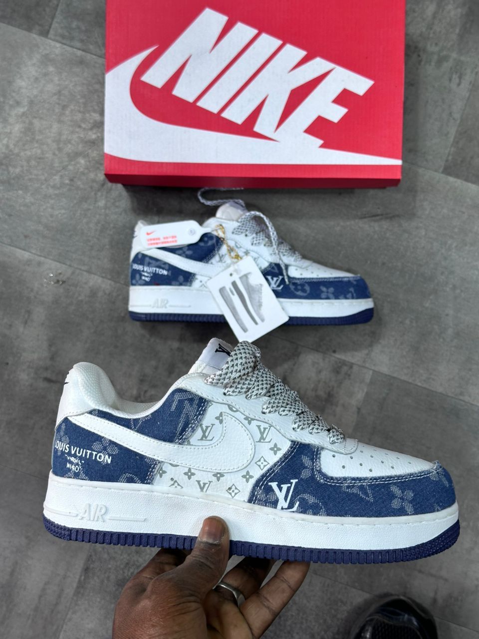 Sneaker Nike Air Force 1 Low x Louis Vuitton "Virgil Abloh"_0