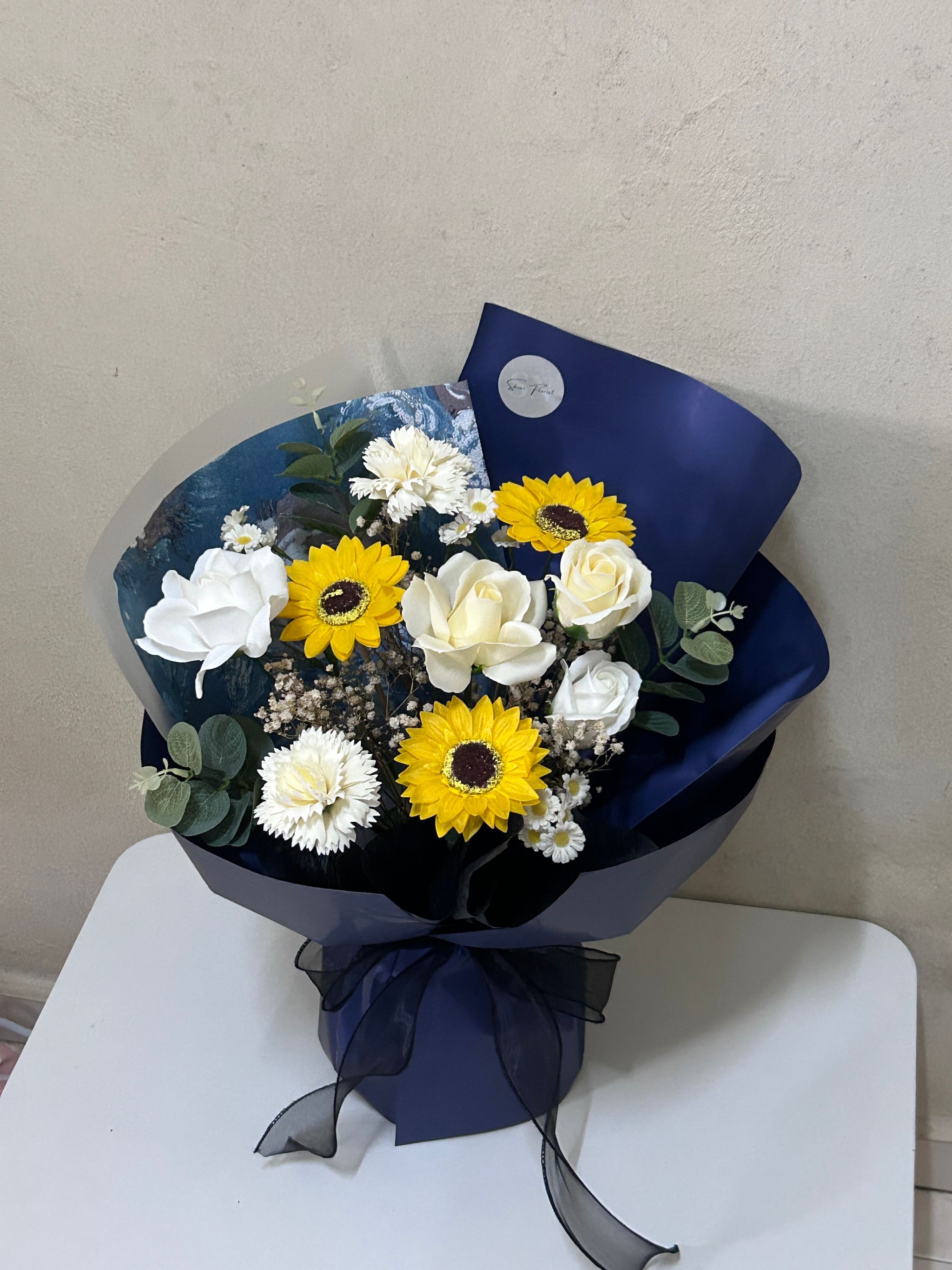 Cloudless Sky Soap Bouquet_1