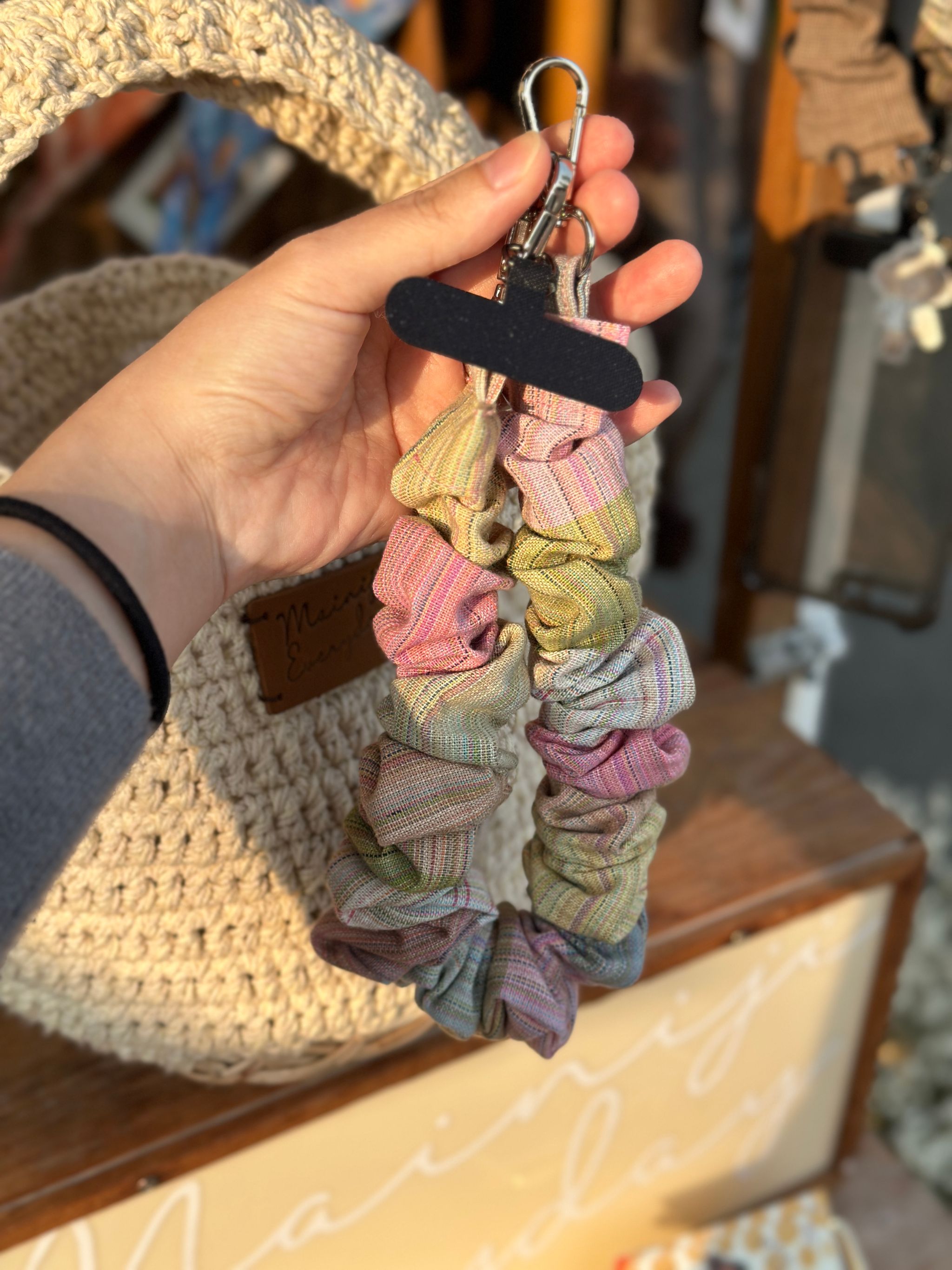 Fluffy Phone Strap_3