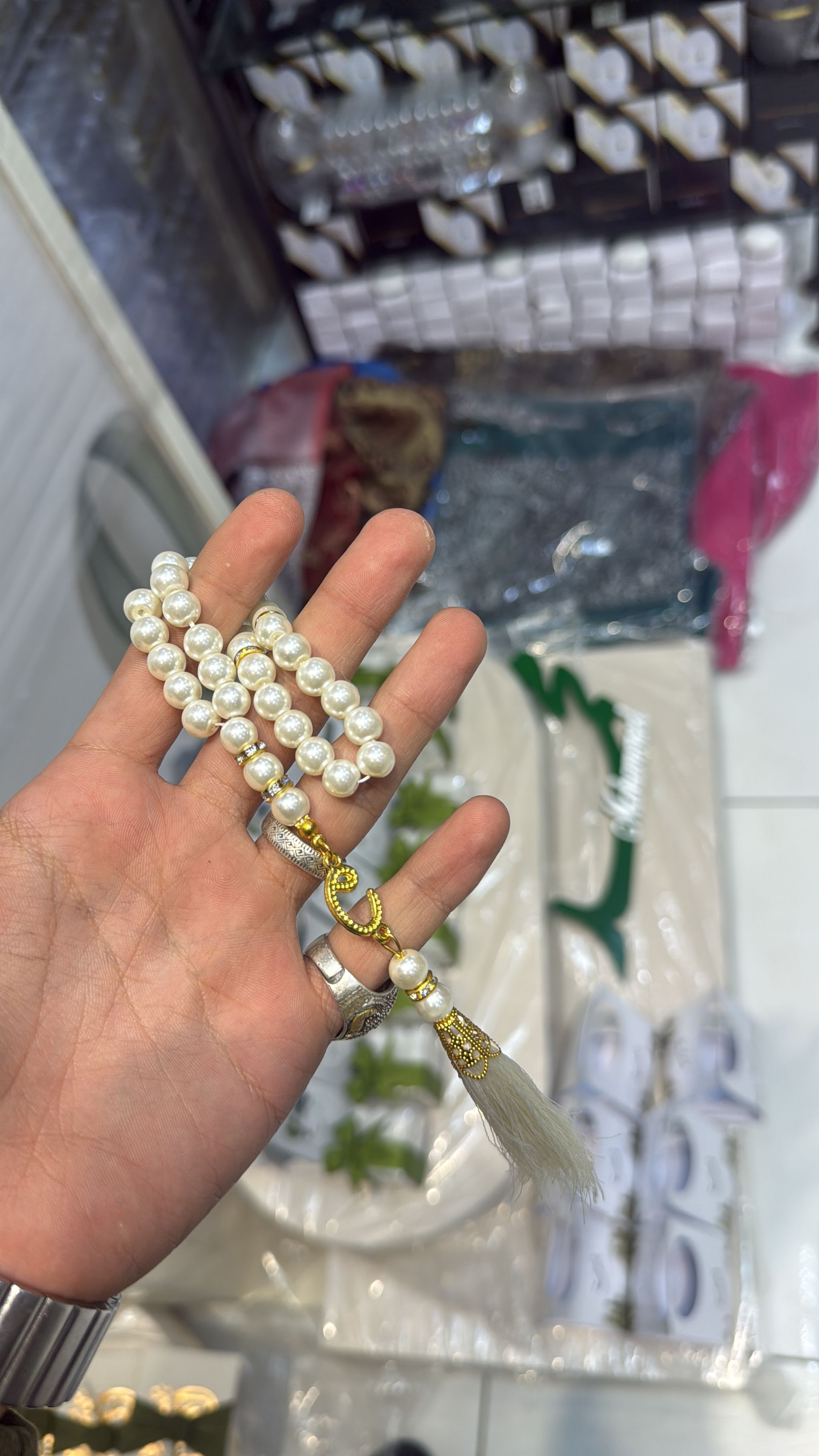 علب مع مسبحه مع كسرة عود عدد12_1