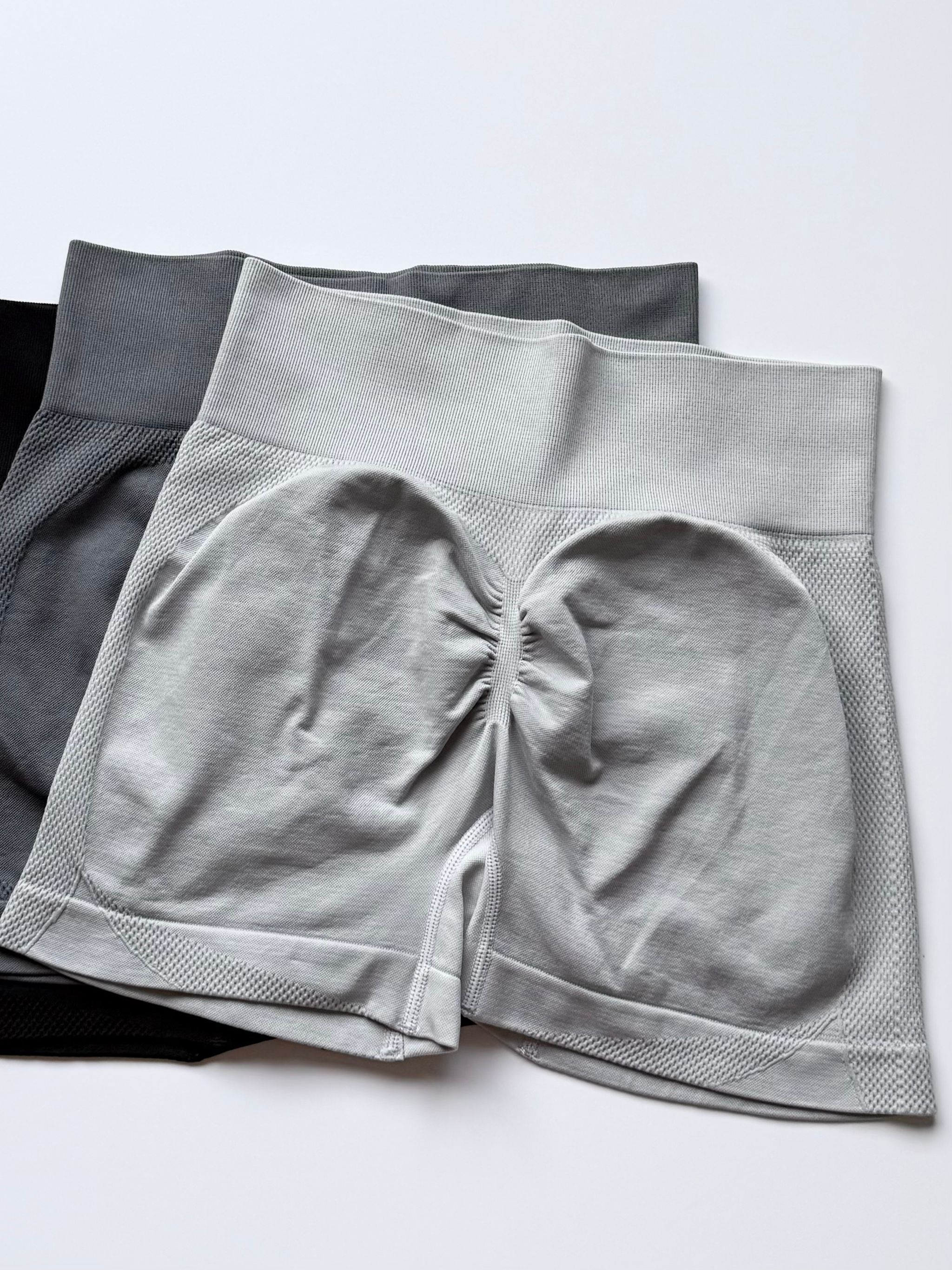 Shorts Bold Contour — Talla M_2