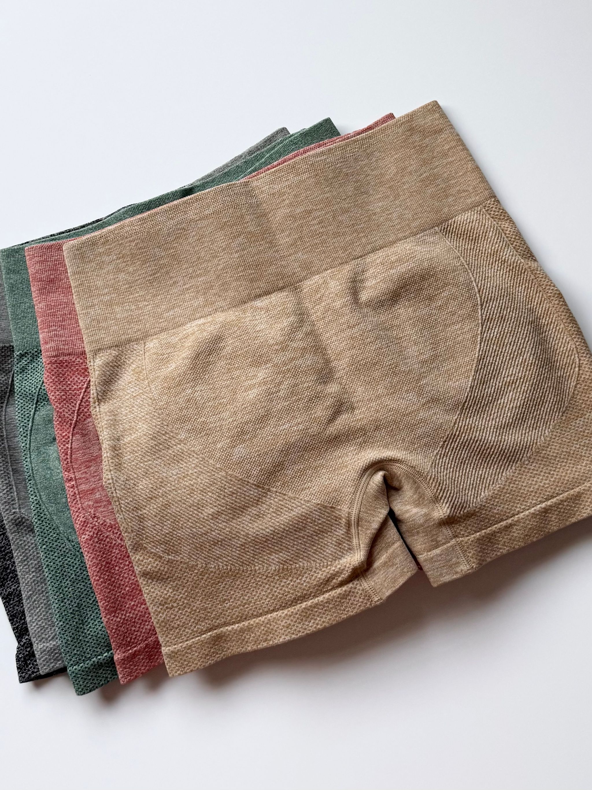 Shorts Basic Lift — Talla L_3