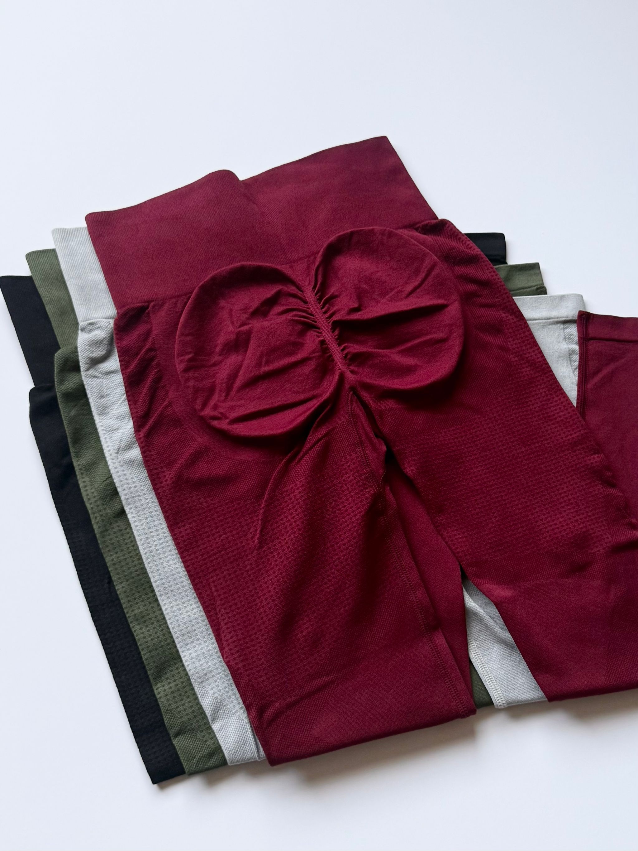 Leggings Metallic Curve — Talla M_0