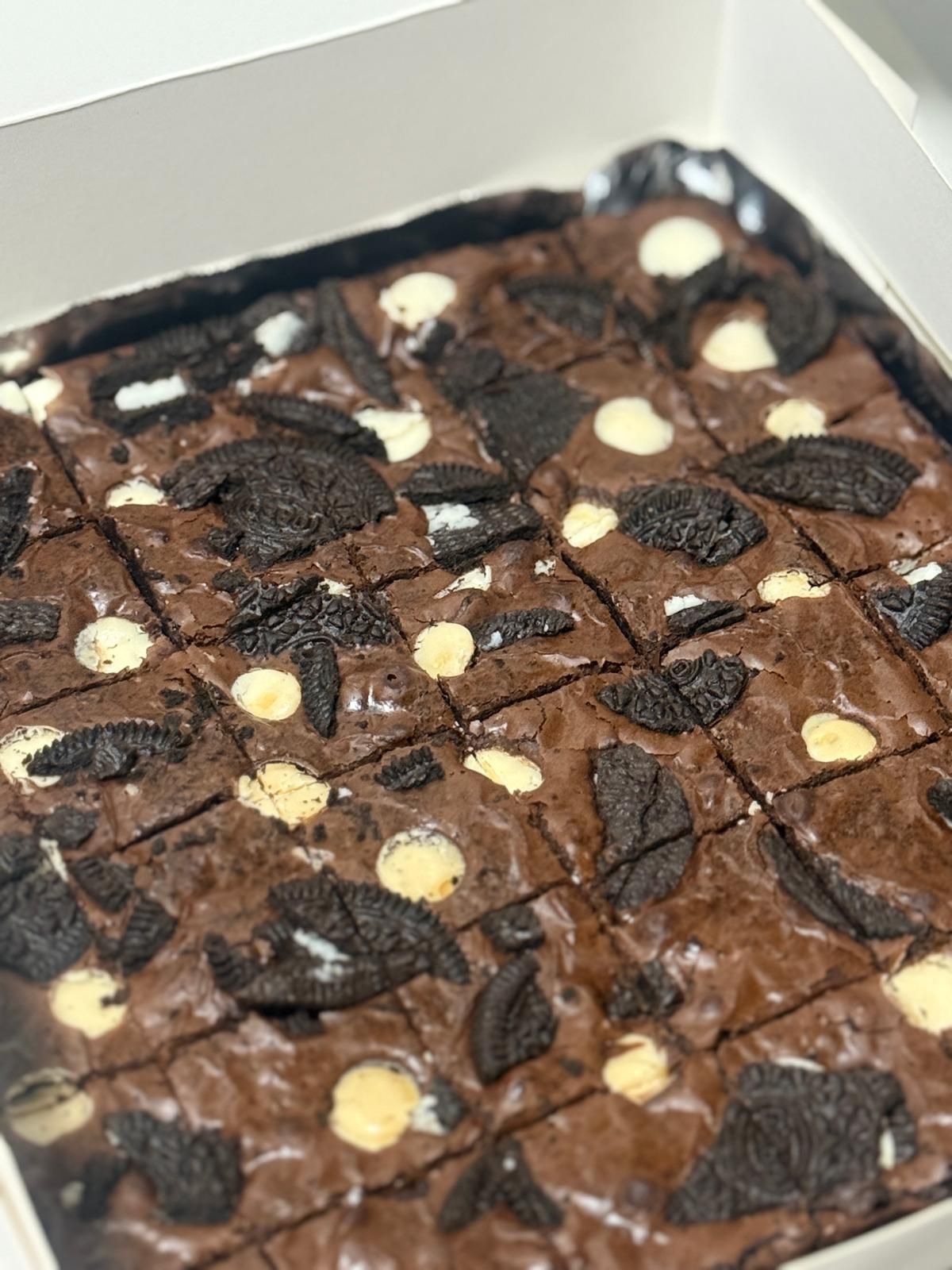 ASSORTED BROWNIE_0