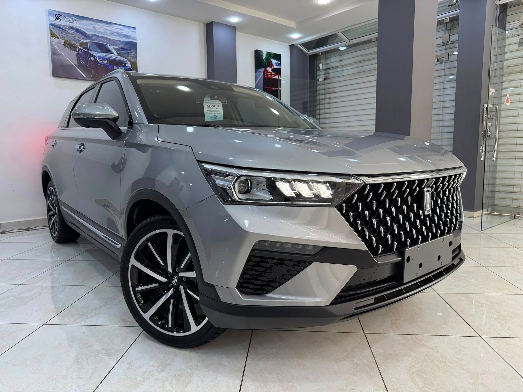 BESTUNE T77 2025 GRISE_1