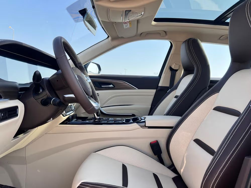 BESTUNE T77 2025 NOIR_5