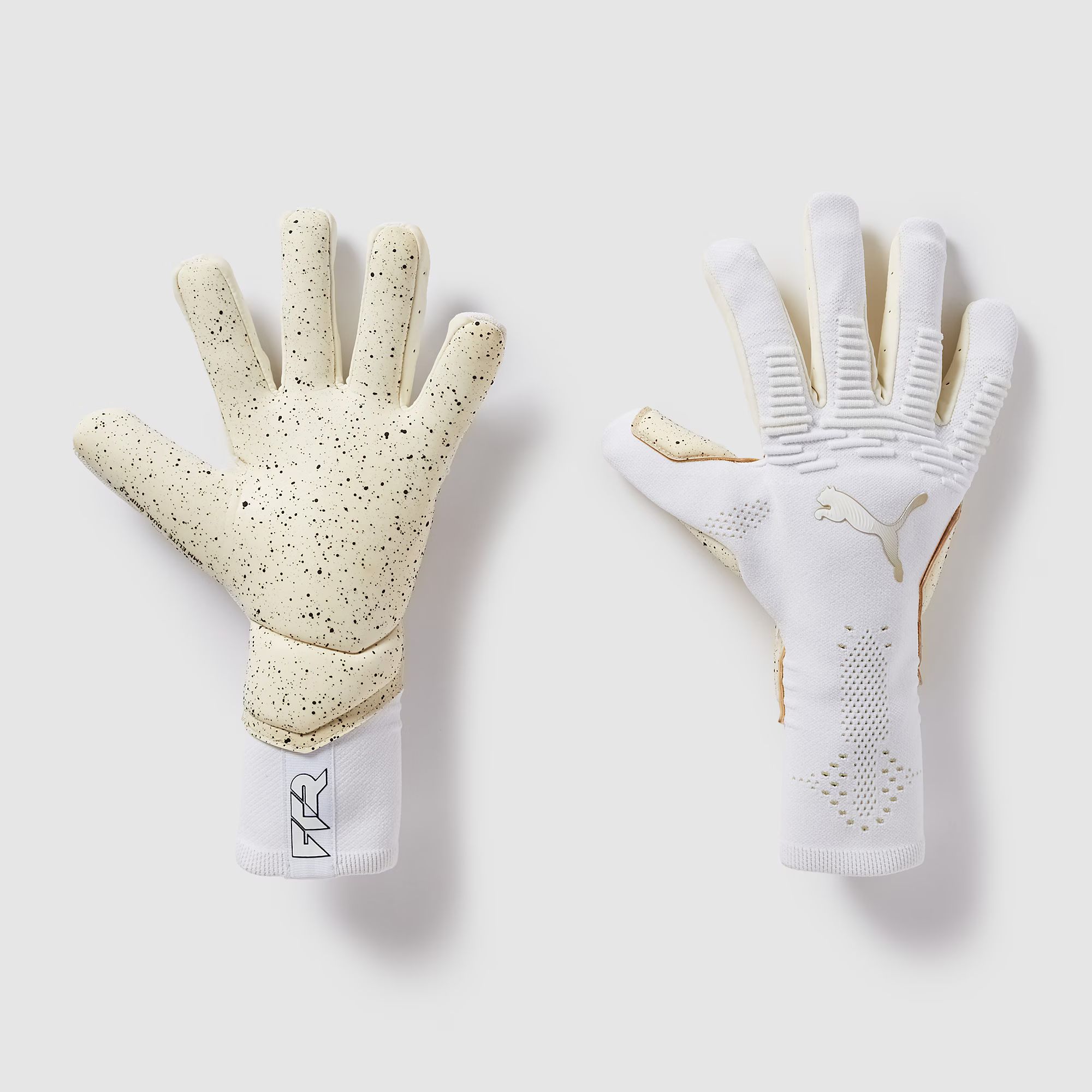 PUMA Future 8 Ultimate Negative Cut GK Gloves_1