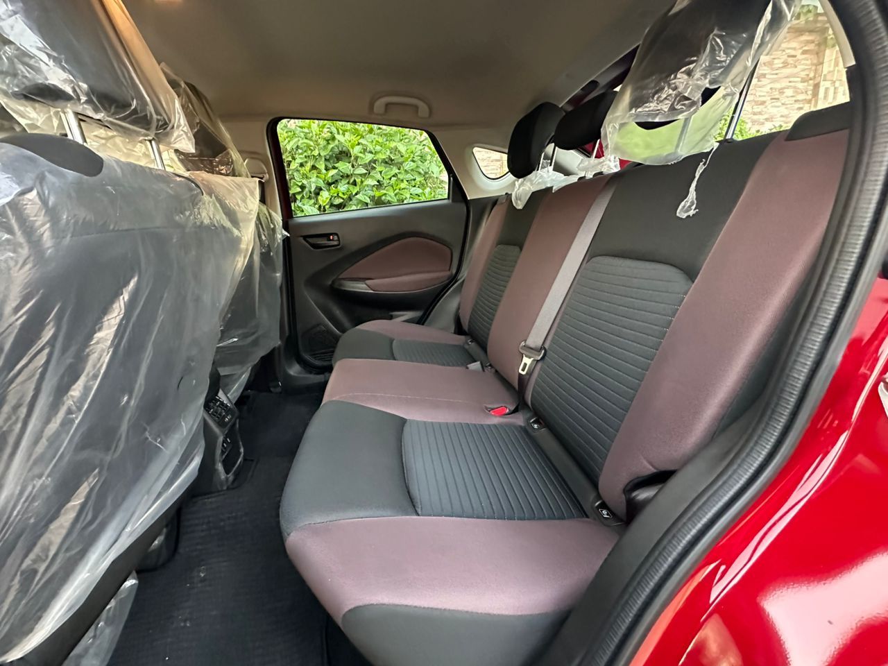 SUZUKI FRONX 2025 ROUGE_6