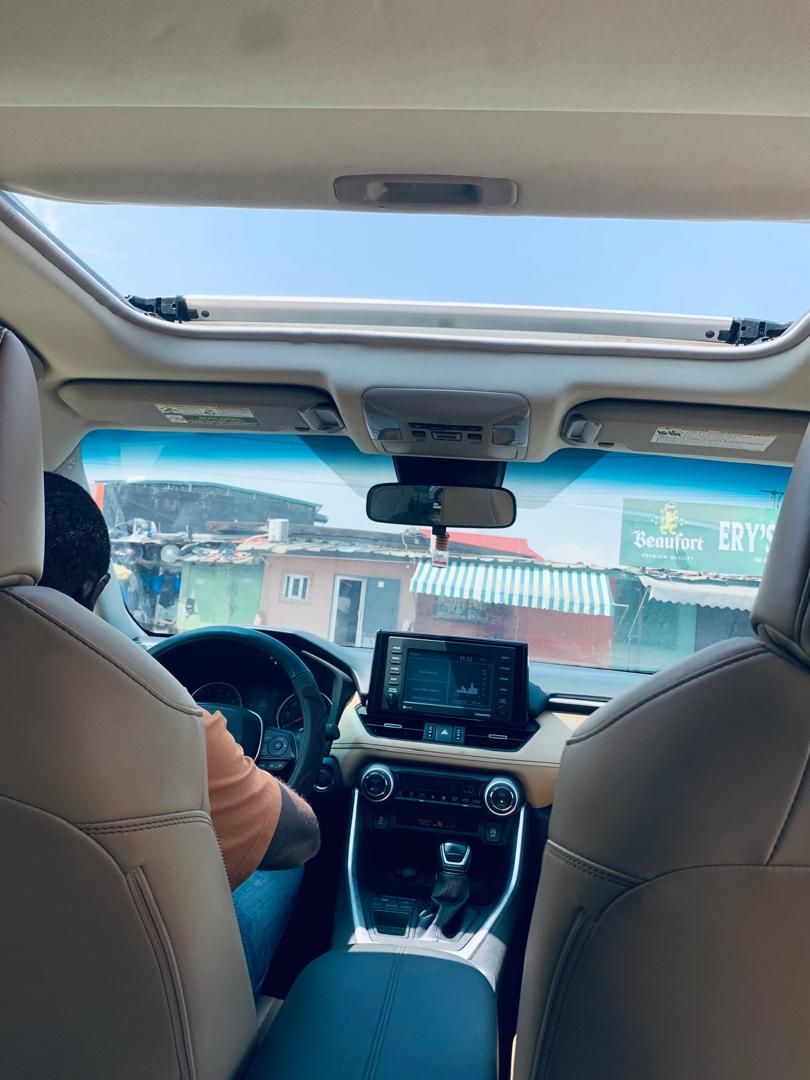 TOYOTA RAV4 2025 VERTE_10