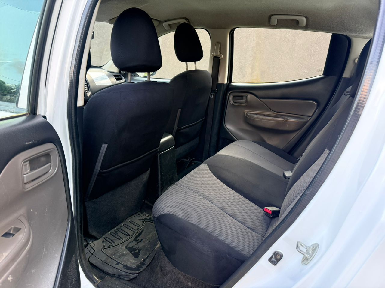 MITSUBISHI L200 2018 BLANCHE_6