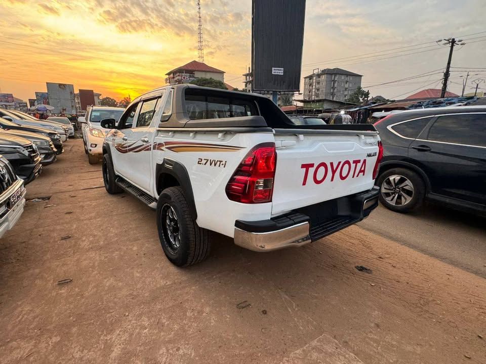 TOYOTA HILUX 2019 BLANCHE_2